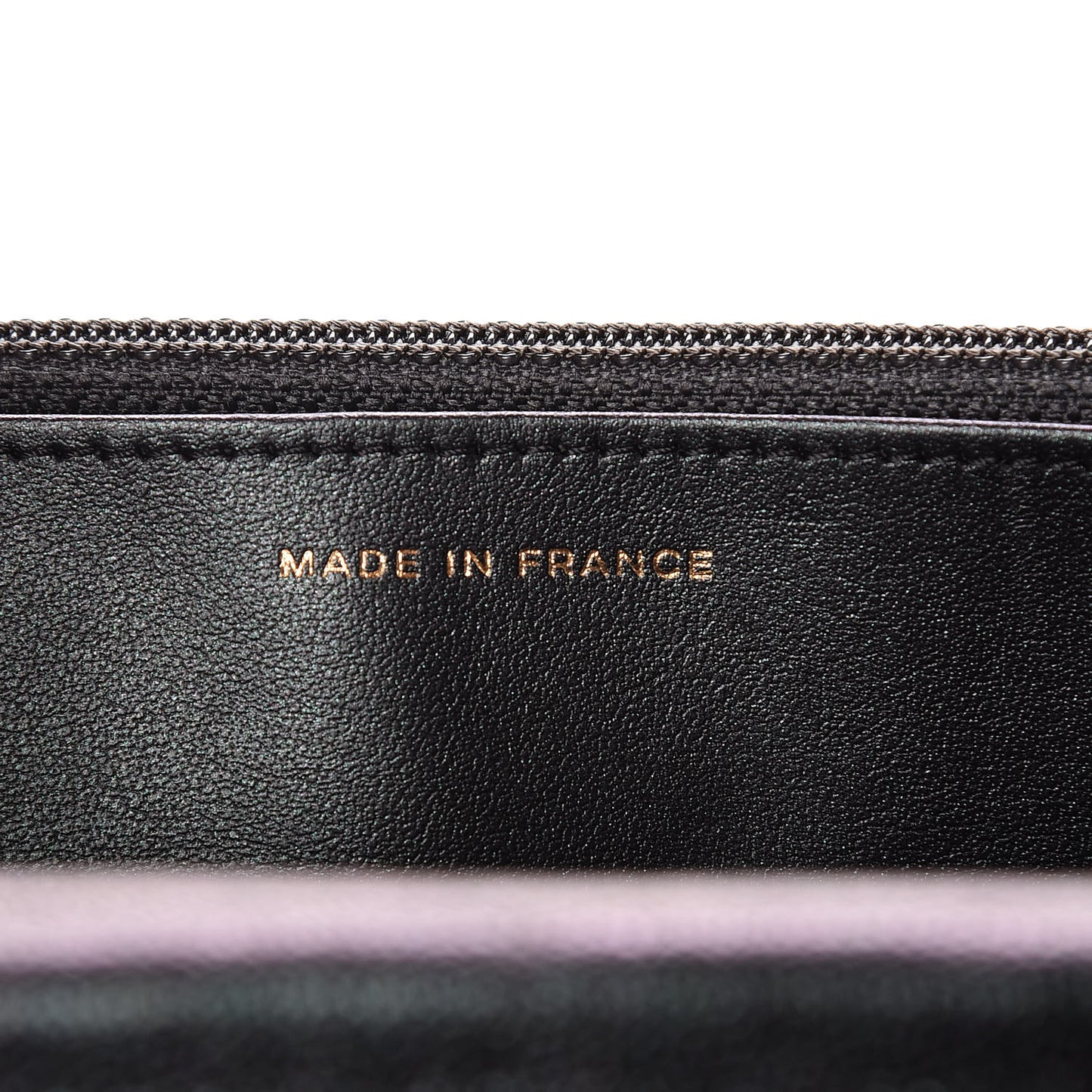 Iridescent Caviar Quilted Wallet On Chain WOC Black