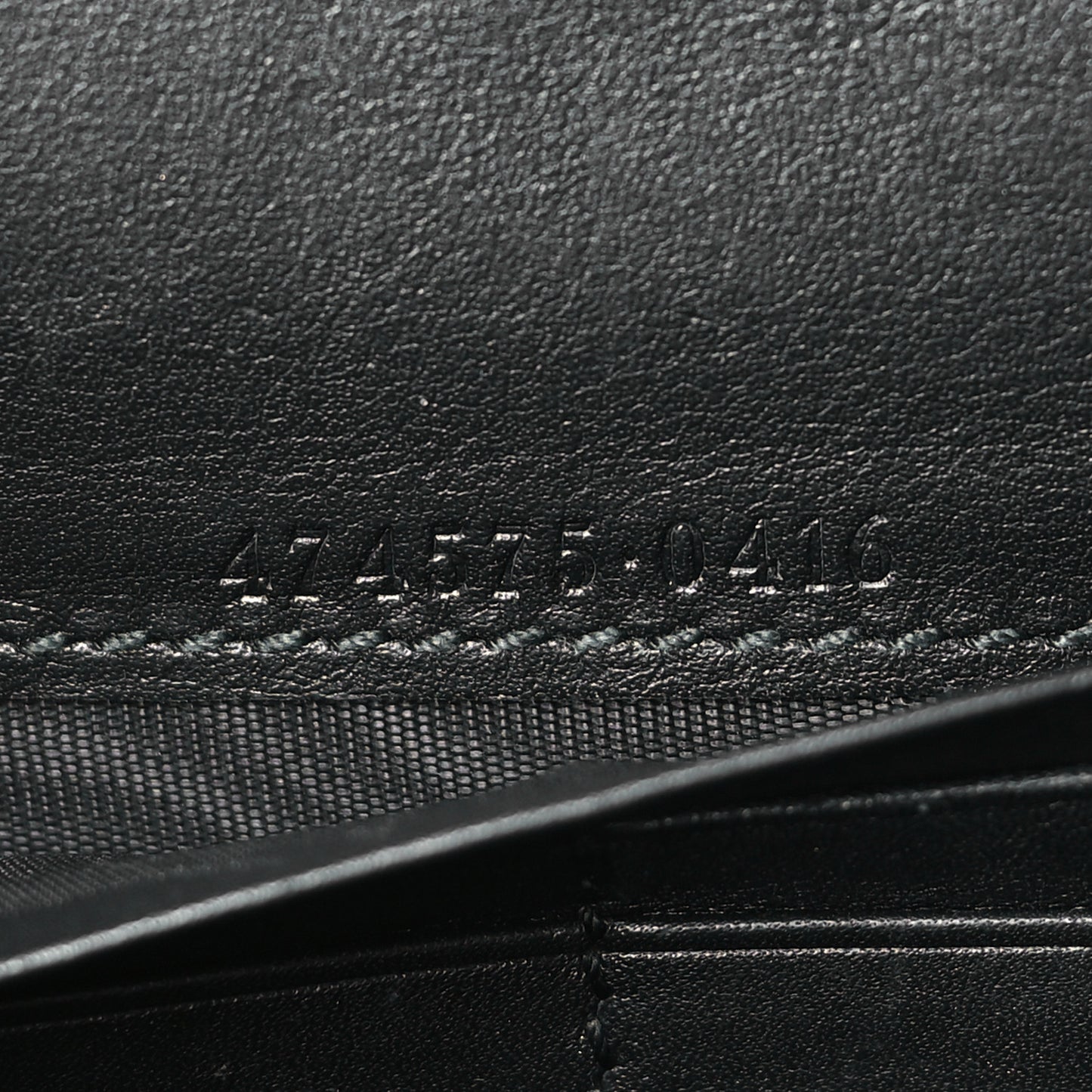 Calfskin Matelasse GG Marmont Chain Wallet Black