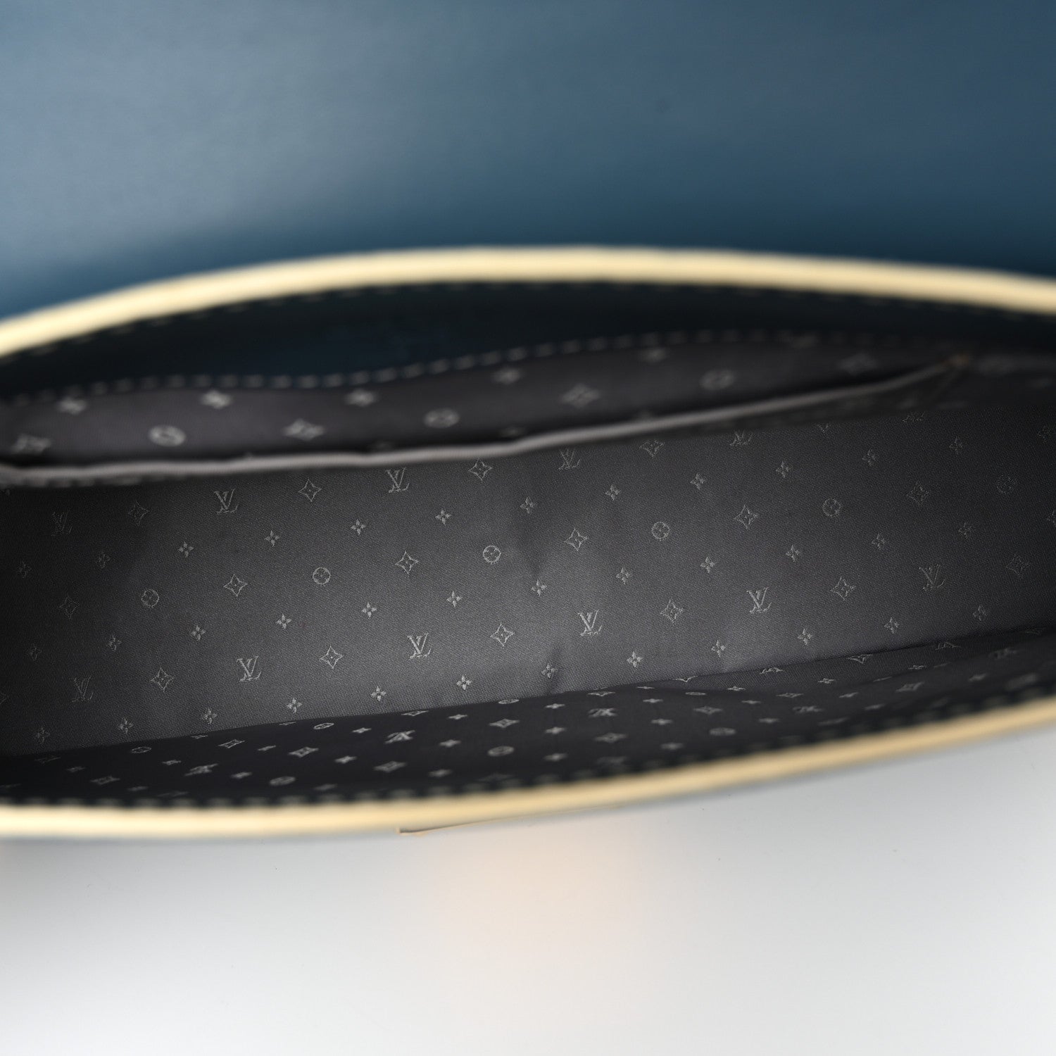 Louis Vuitton Suhali Le Talentueux Blue 5 of 11