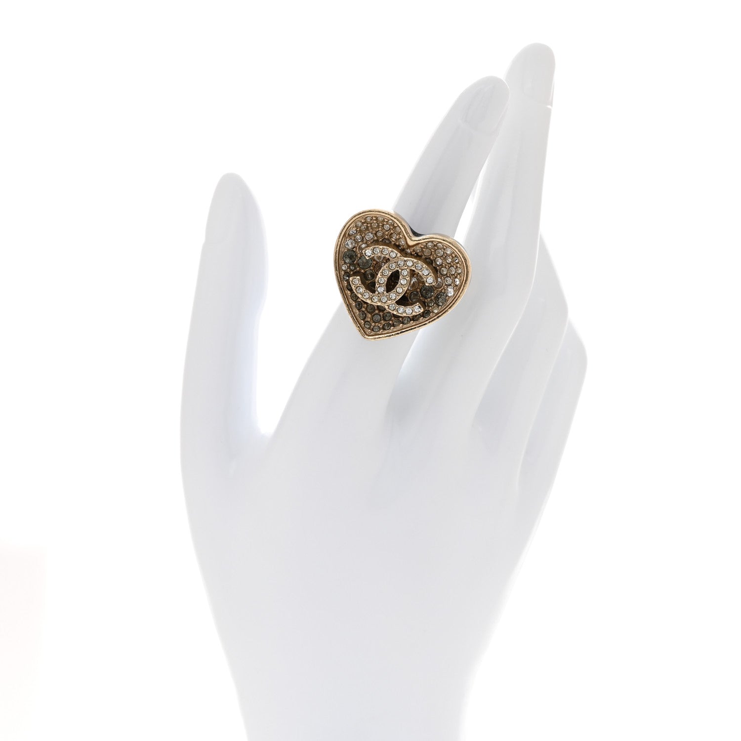 Chanel Crystal CC Resin Heart Ring Gold Black 1785233 – FASHIONPHILE