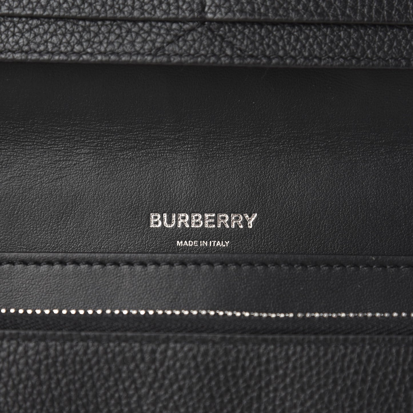Grainy Calfskin Wallet with Detachable Strap Black