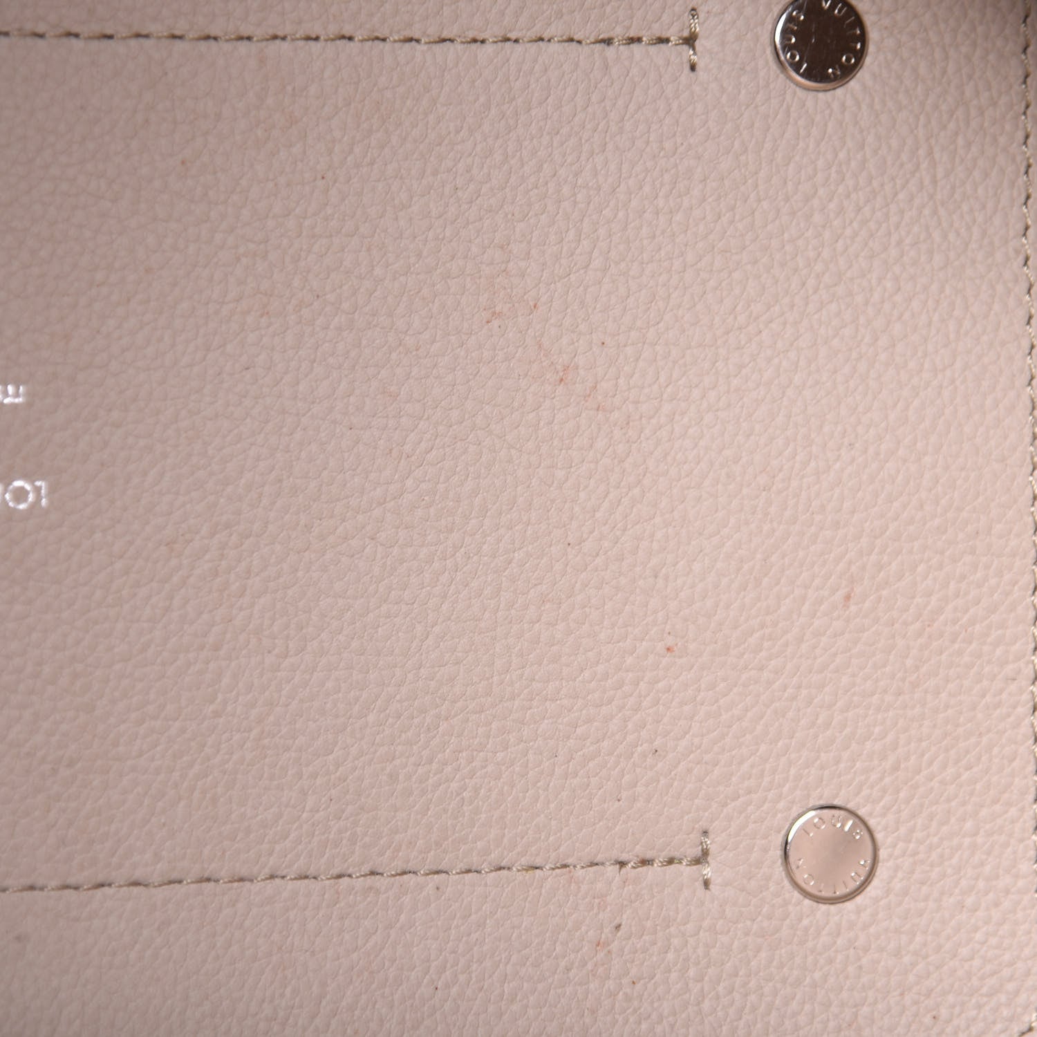 Louis Vuitton Mahina Hina MM Galet 11 of 17