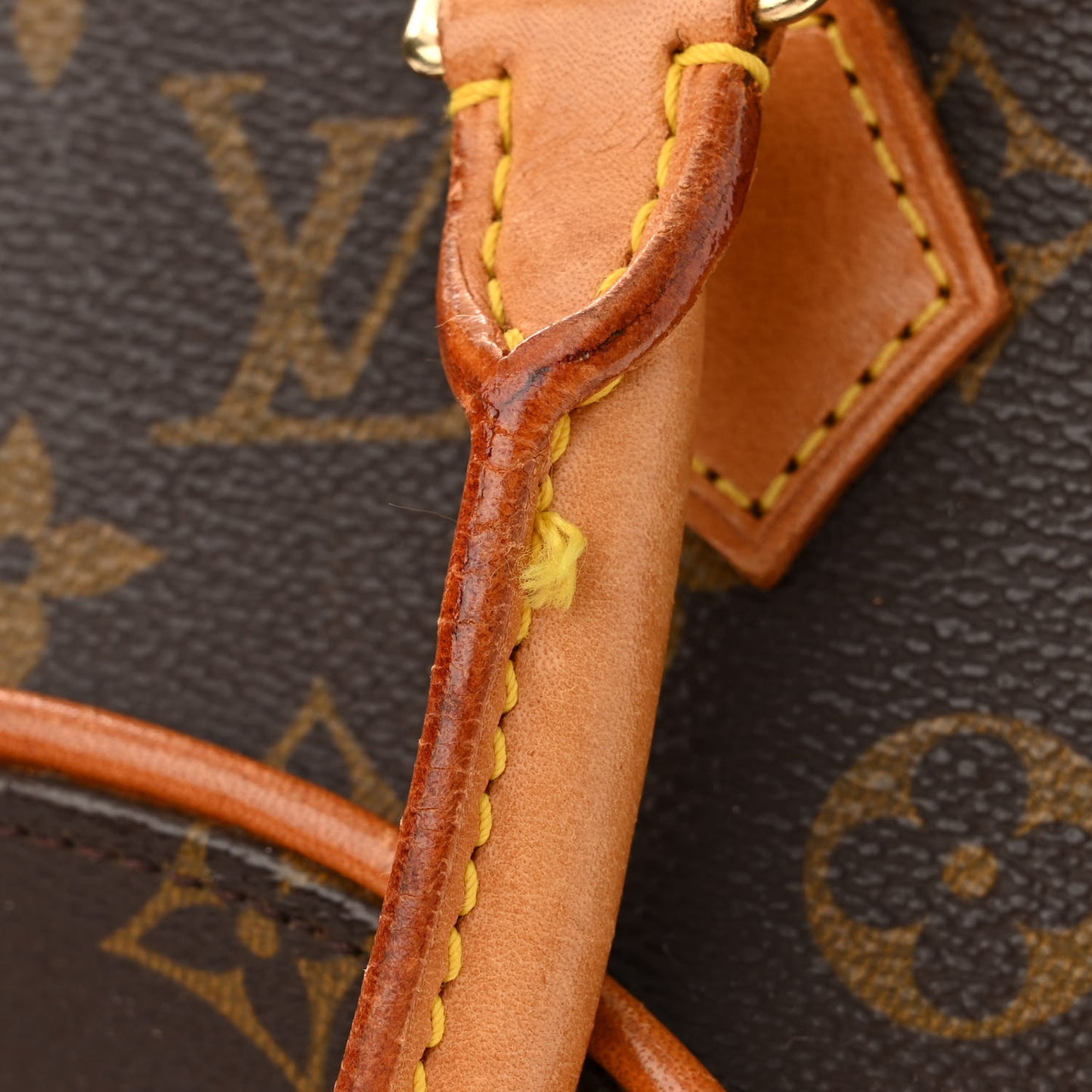 Monogram Ellipse MM