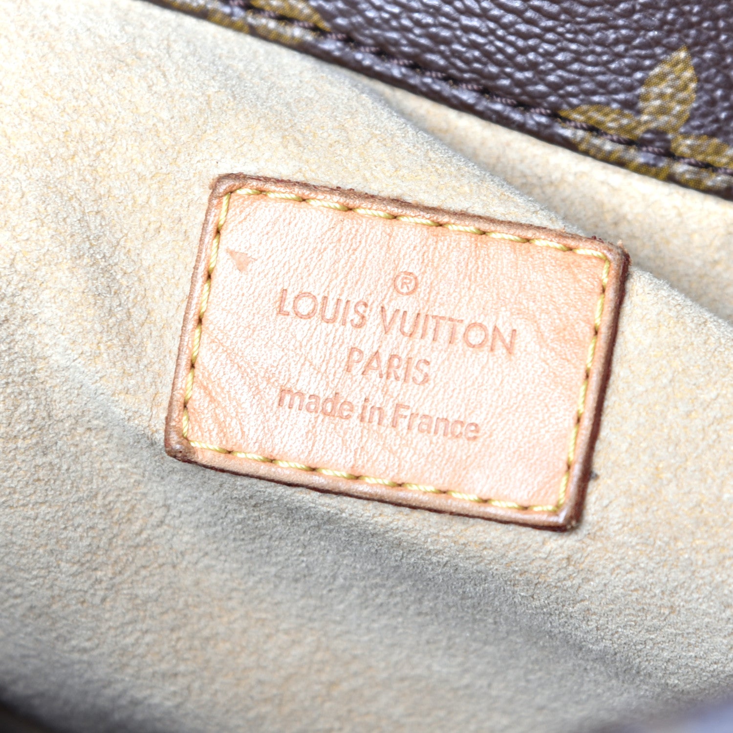 Louis Vuitton Monogram Artsy GM 6 of 8