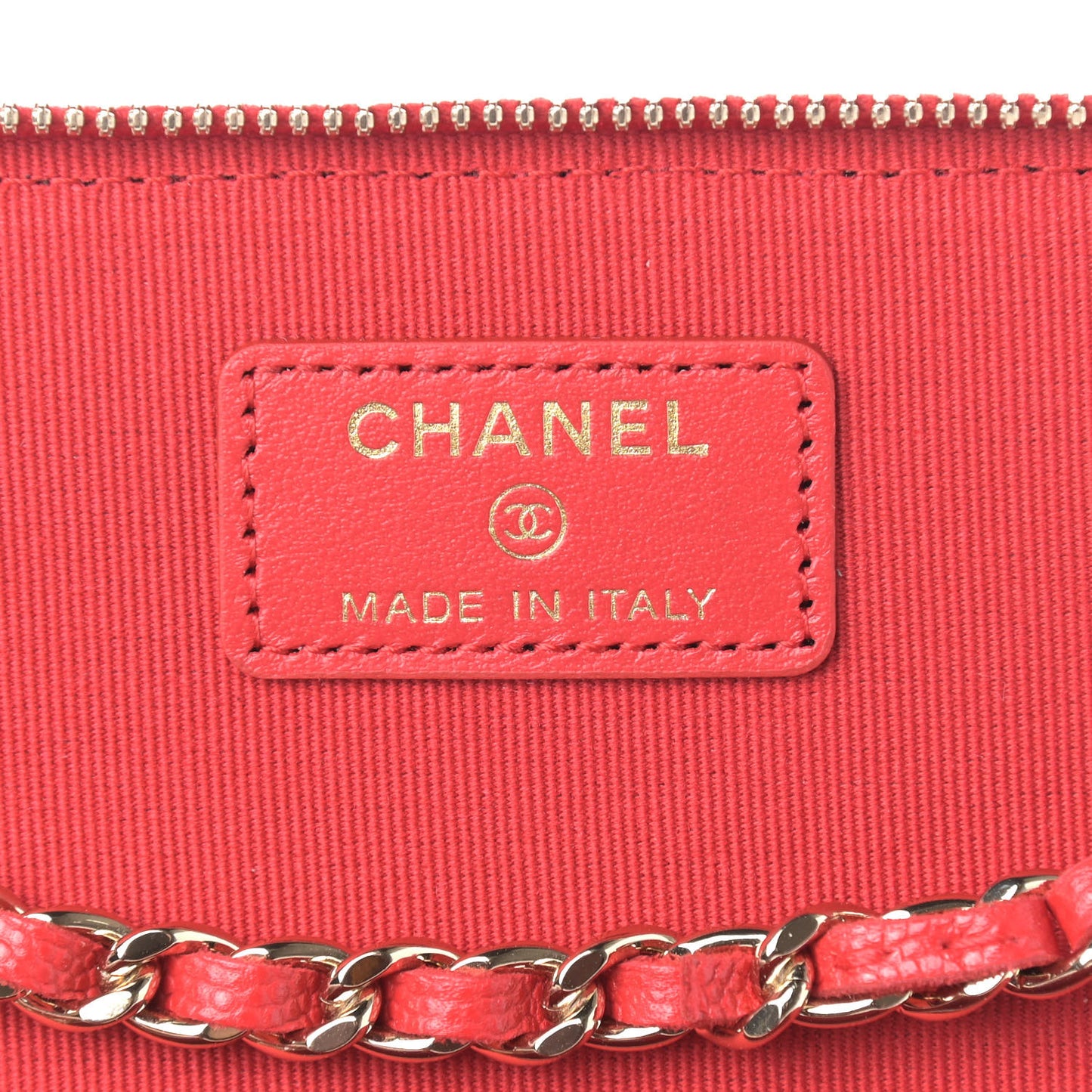 Caviar Quilted Small Vanity Case With Chain Red