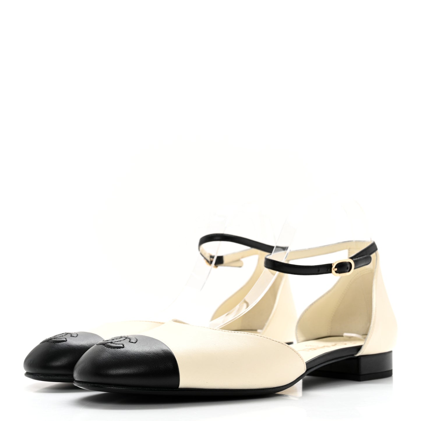 Lambskin Cap Toe CC Ankle Strap Flats 41 Ivory Black