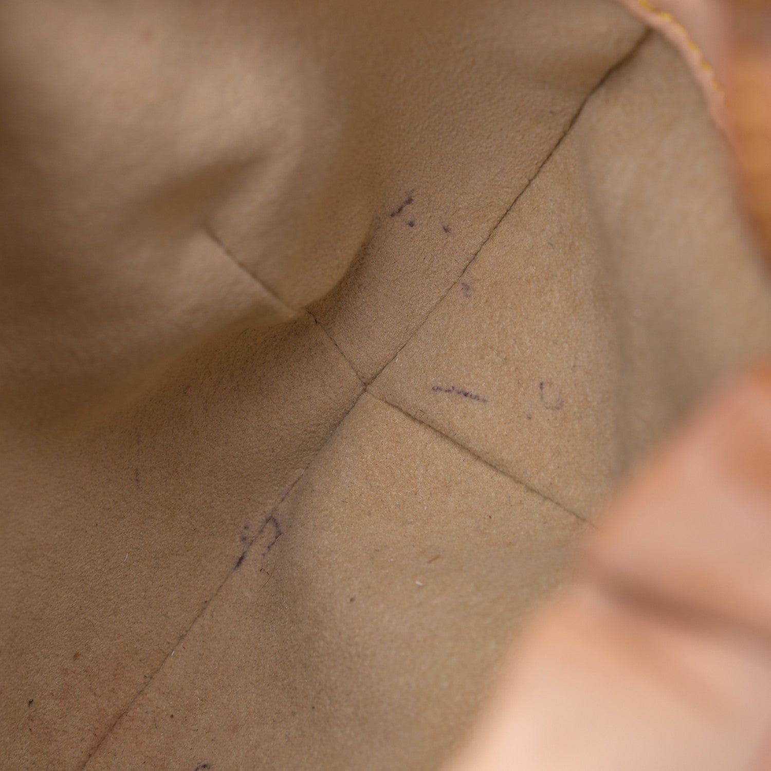 Louis Vuitton Monogram Leonor 5 of 18