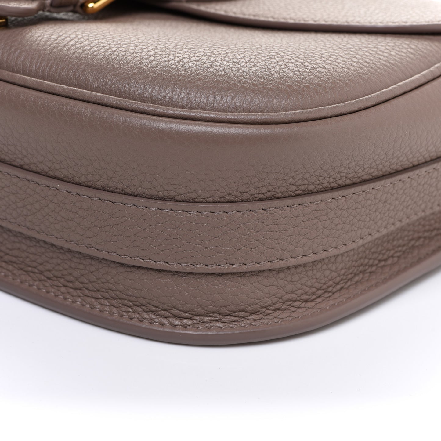 Grained Calfskin Medium Bobby Flap Warm Taupe