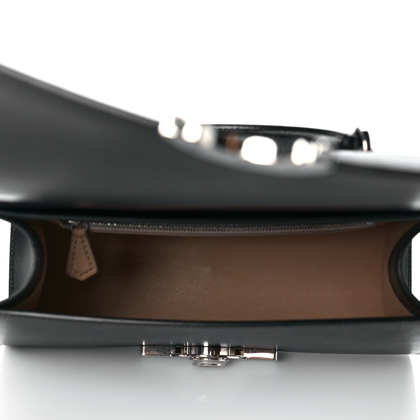 Box Calfskin Rejane PM Black