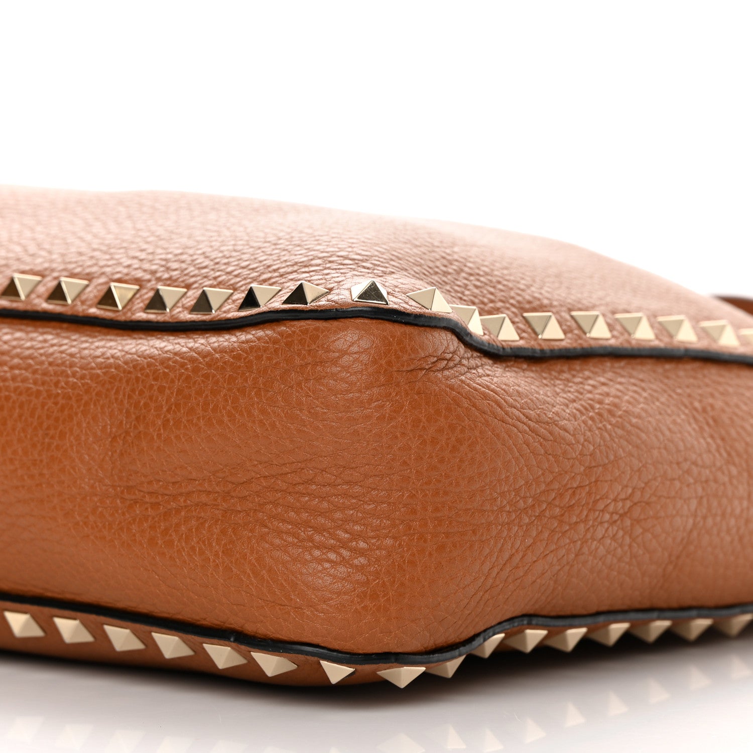 Valentino Garavani Pebbled Calfskin Large Rockstud Flip-Lock Messenger Bag Light Cuir 9 of 15
