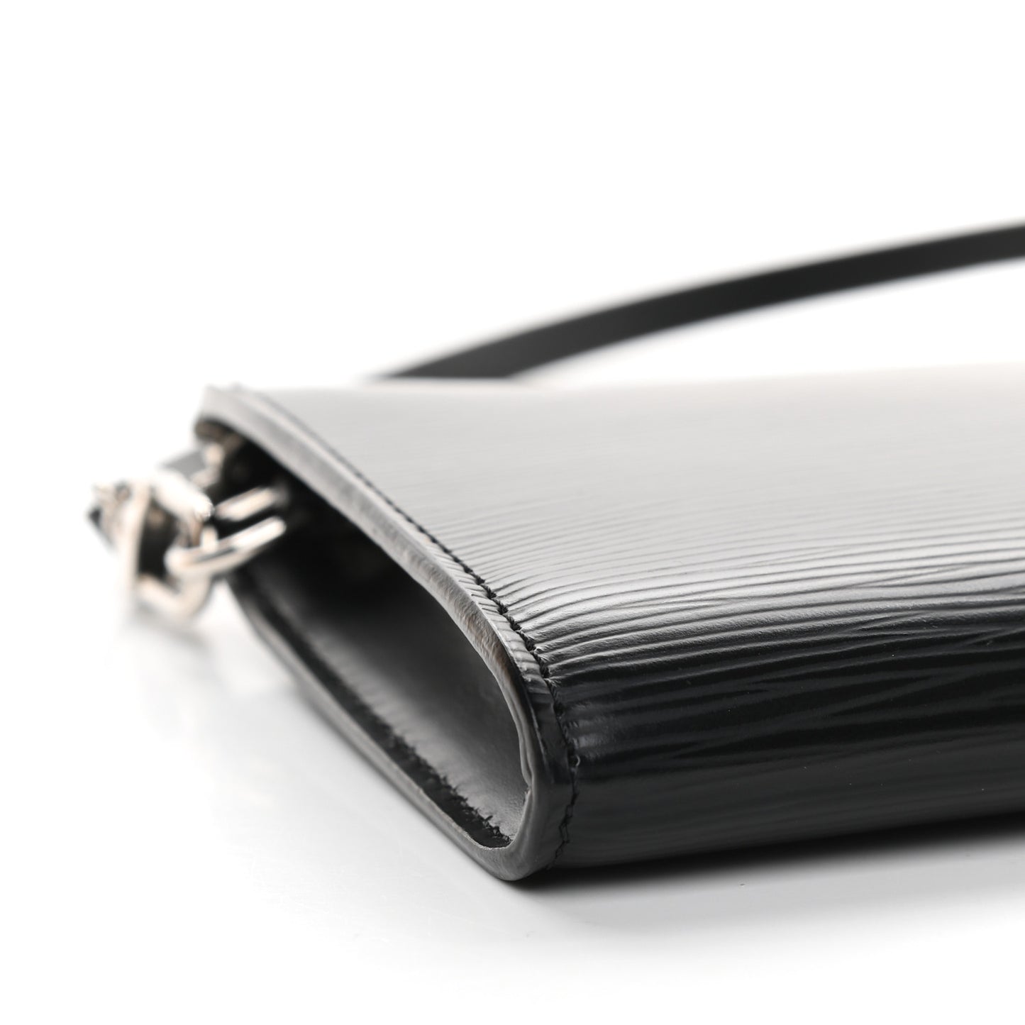 Epi Pochette Accessories 24 Black