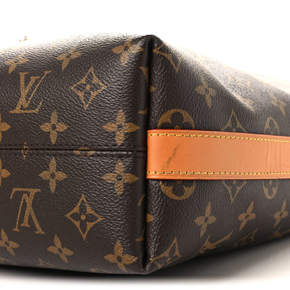 Louis Vuitton Monogram Vagabond Hobo 9 of 12