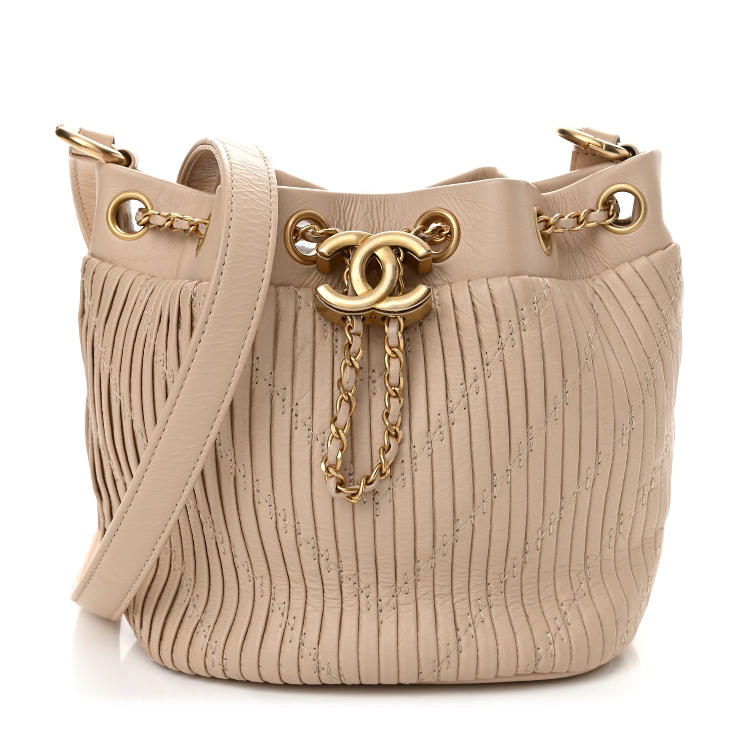 CHANELCrumpled Calfskin Coco Pleats Small Drawstring Bag Beige