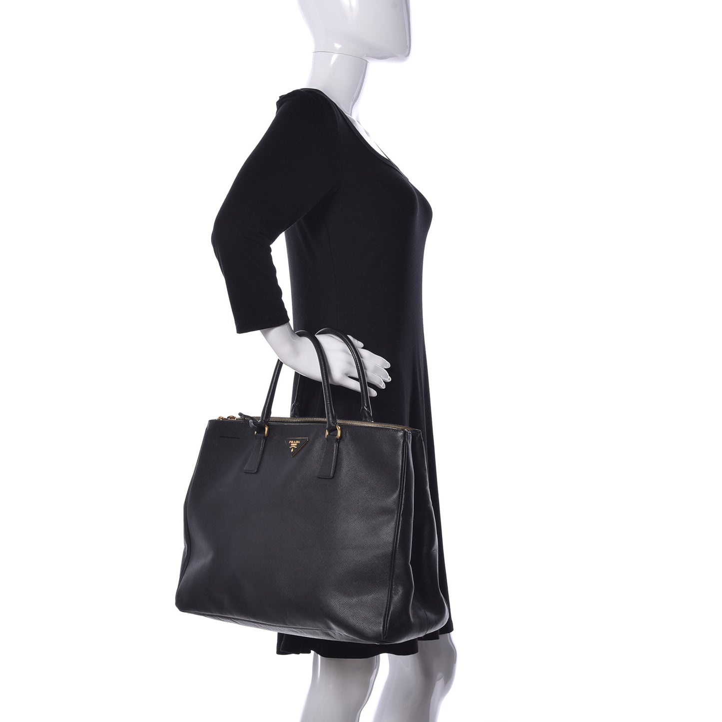 Saffiano Lux Extra Large Galleria Double Zip Tote Black
