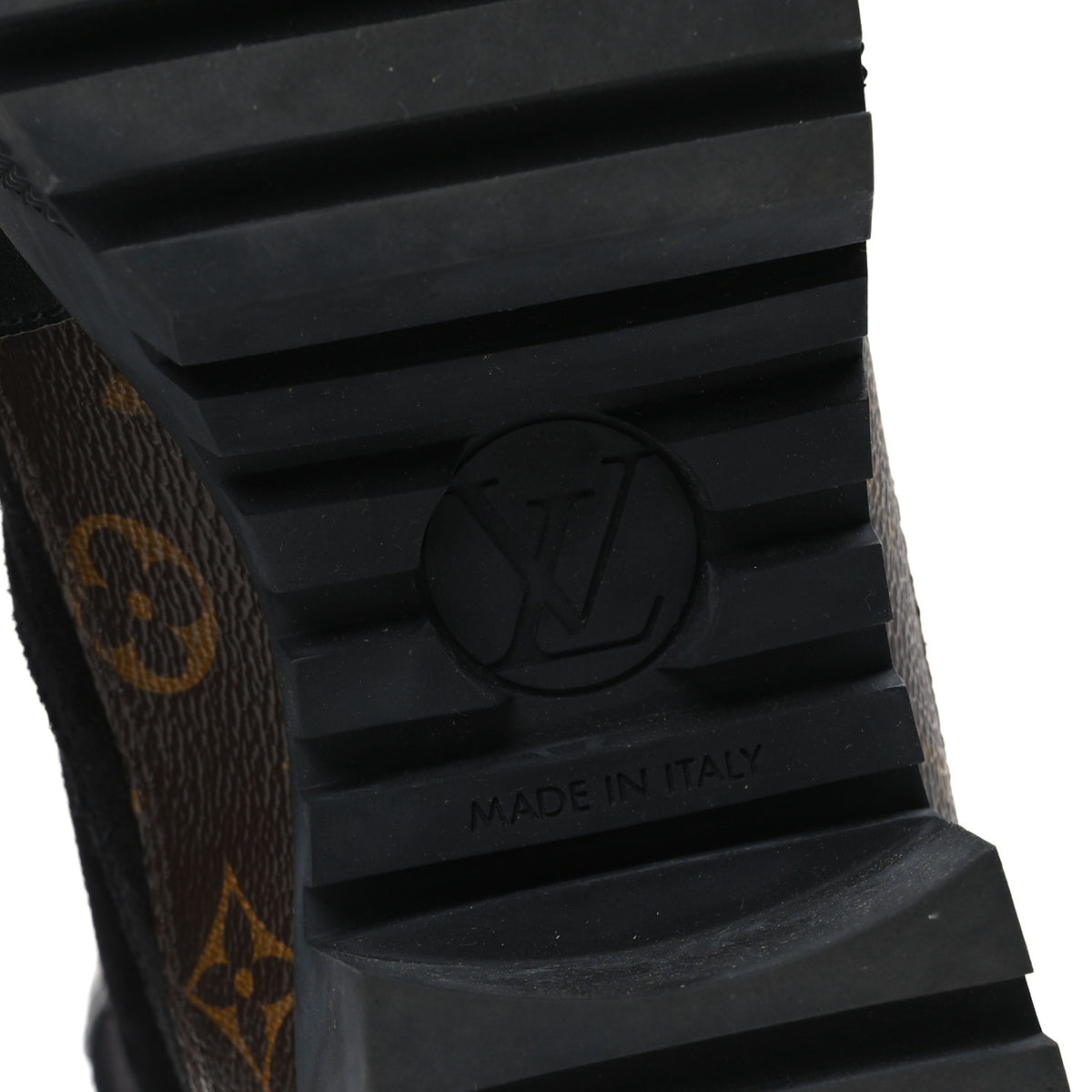 Suede Calfskin Monogram Laureate Platform Desert Boots 40 Black