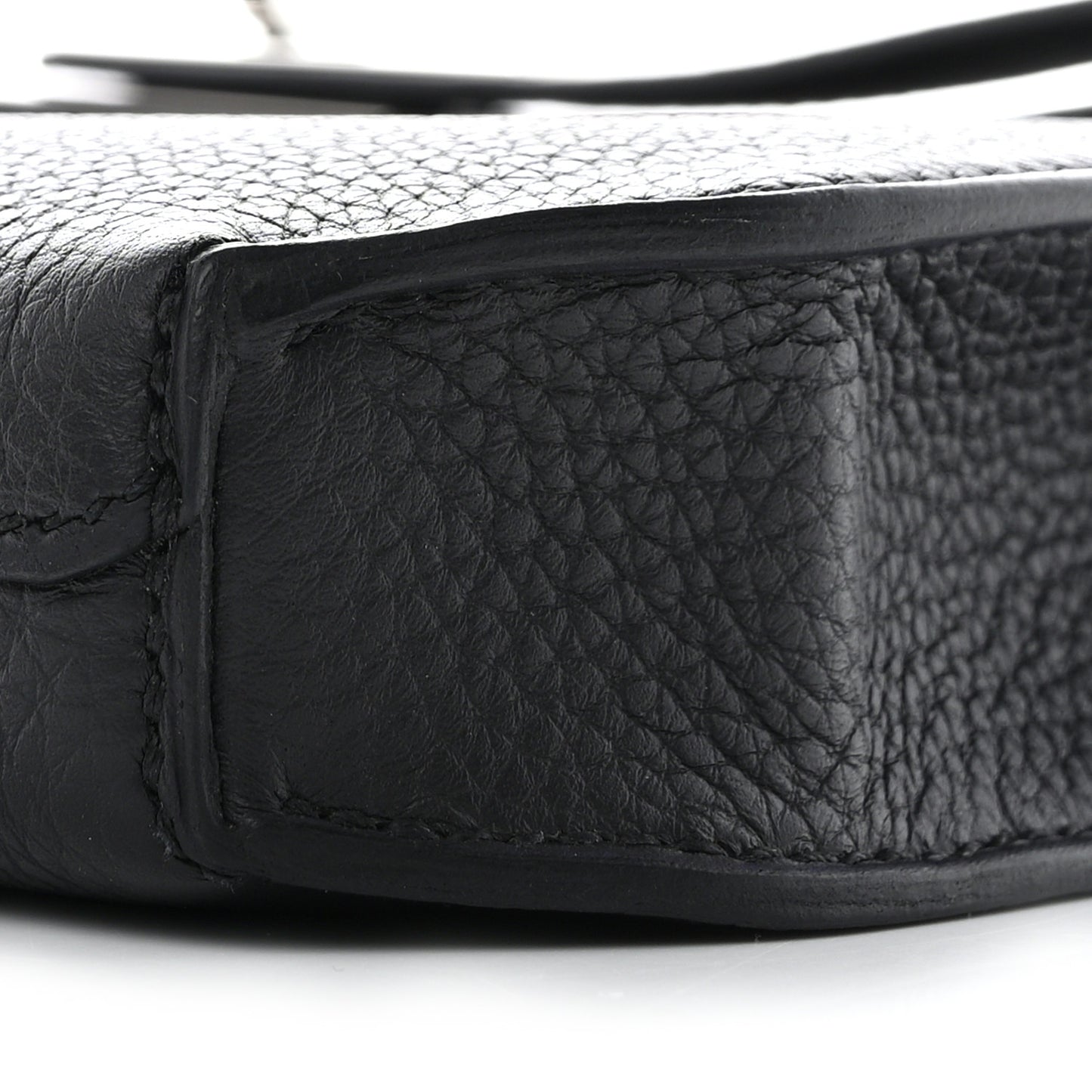 Togo Kelly Depeches 25 Pouch Black