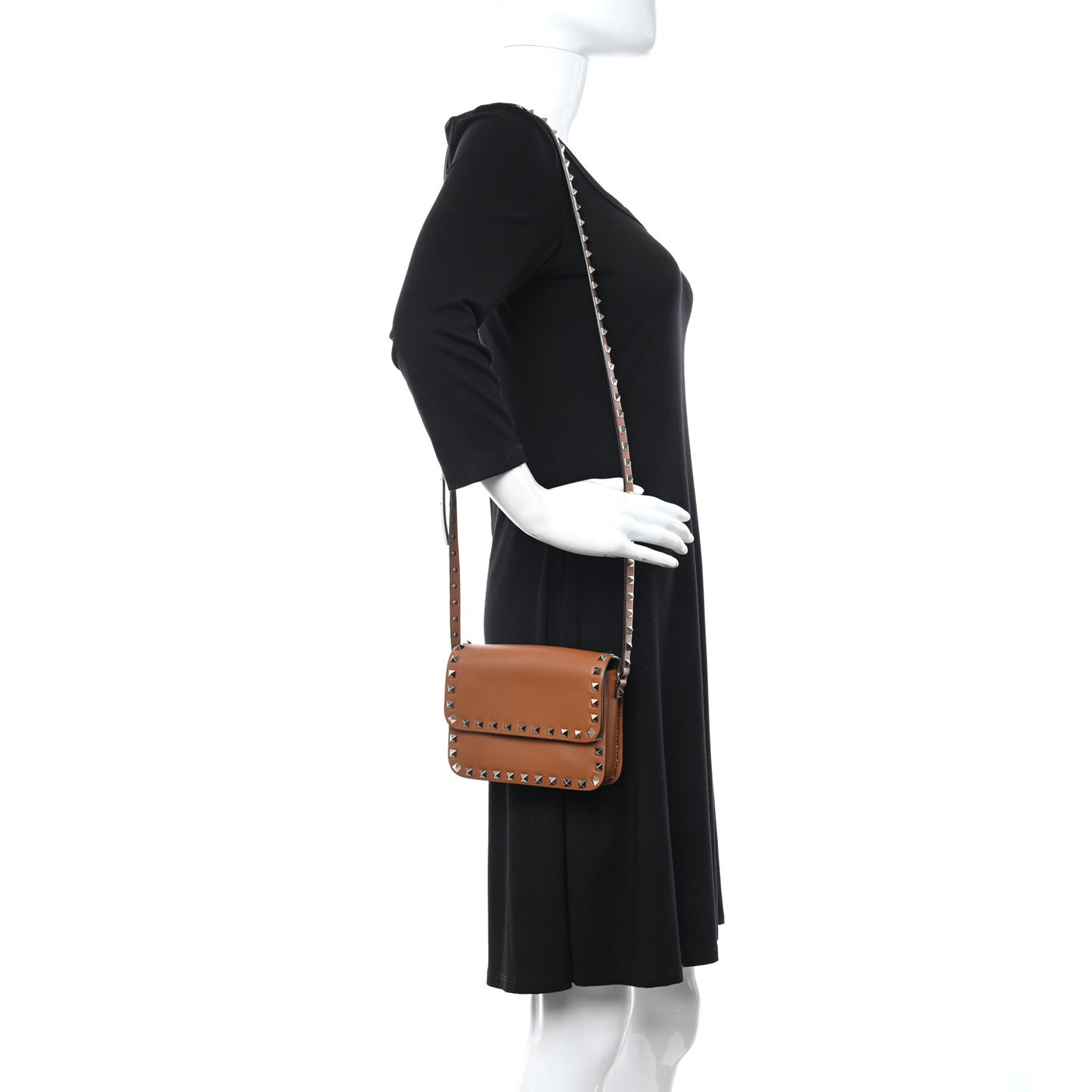Vitello Rockstud Flap Crossbody Bag Light Cuir