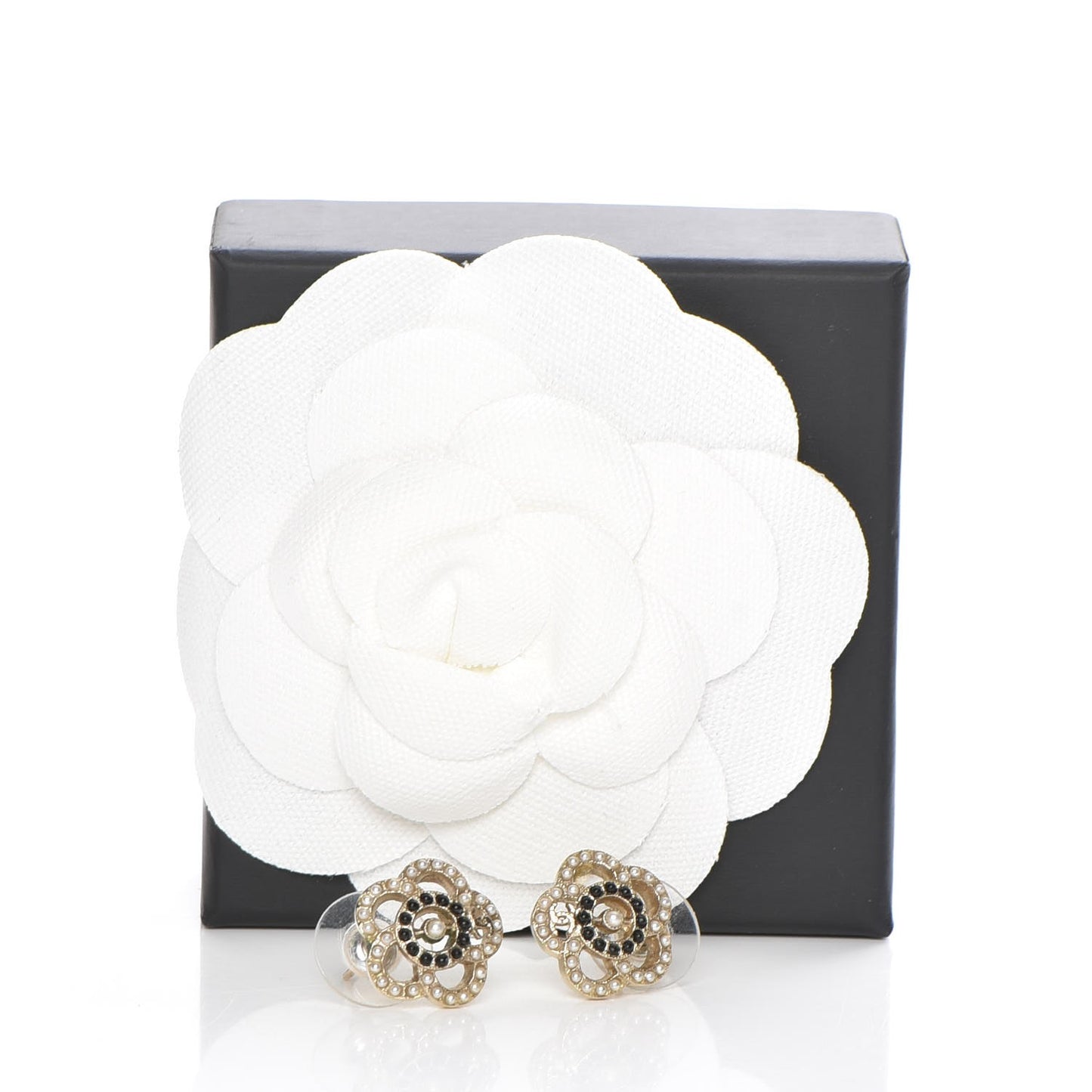 Pearl CC Camellia Earrings Black Gold