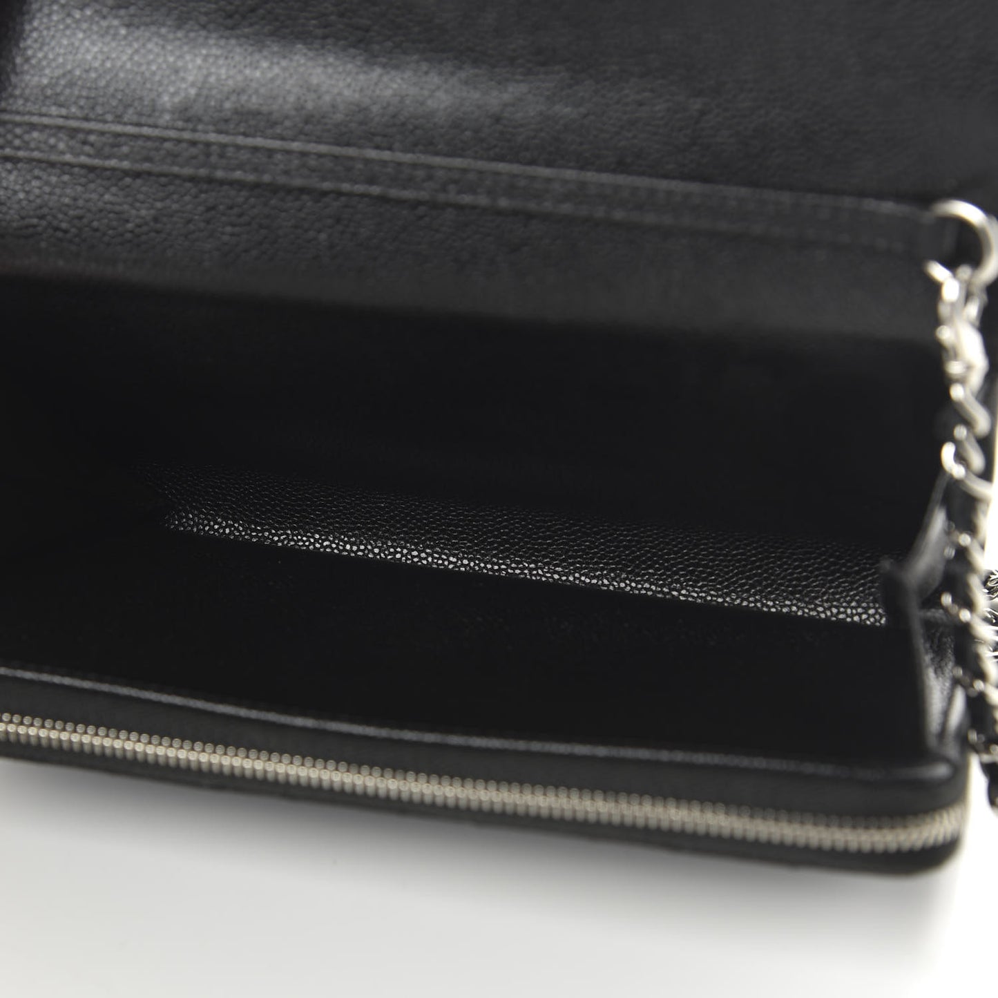 Caviar Quilted Wallet on Removable Chain Black