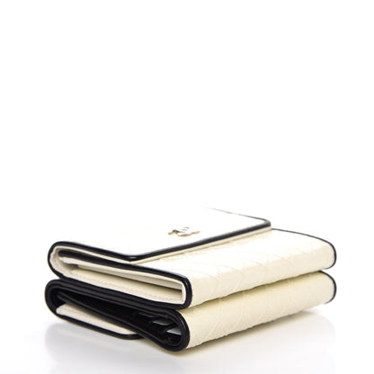 Chanel Calfskin Diamond Stitch CC Compact Wallet Ivory 4 of 9