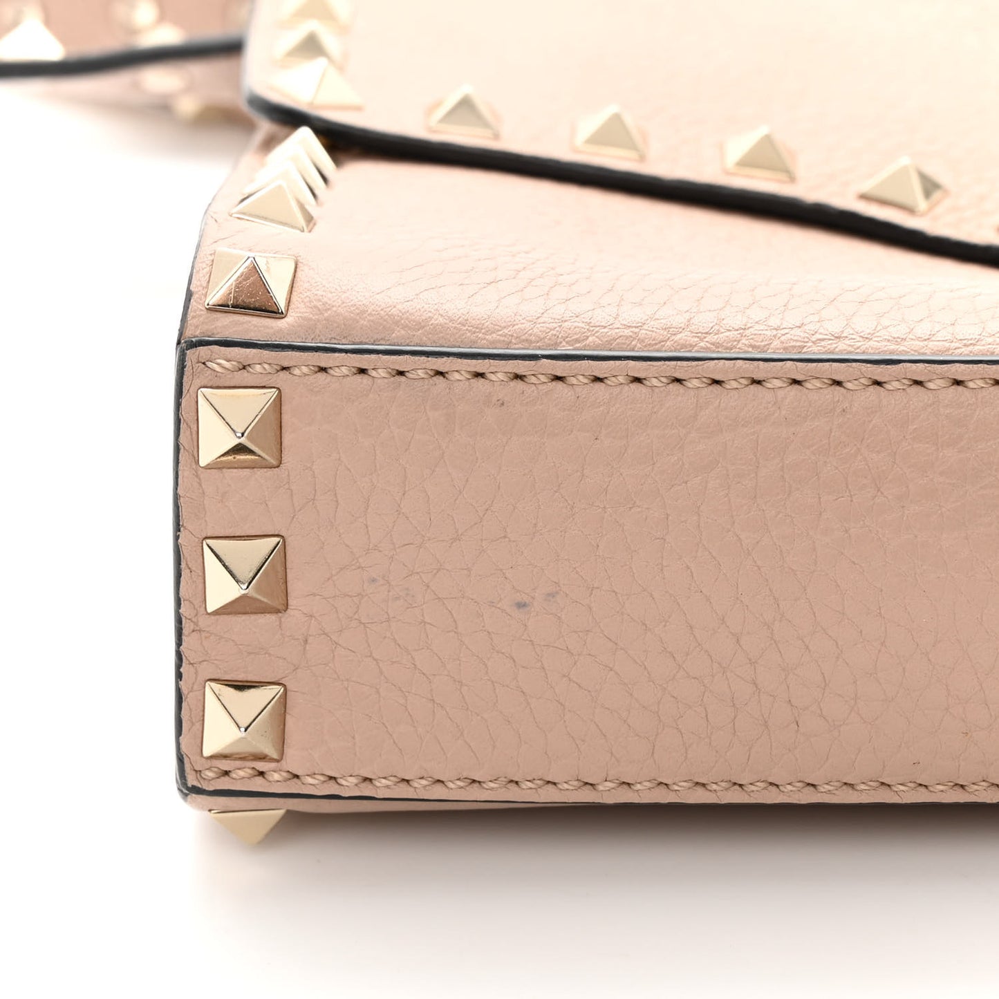 Pebbled Calfskin Medium Rockstud Flip Lock Crossbody Bag Poudre