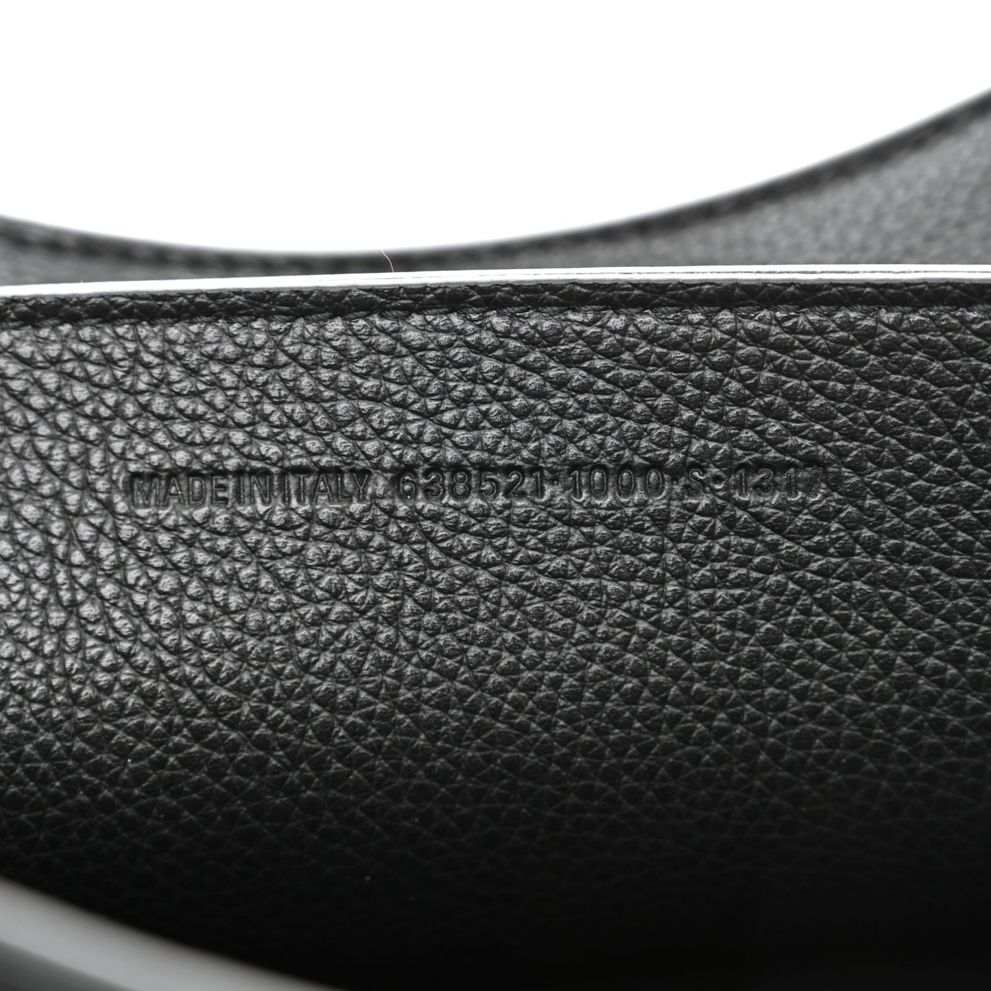 Grained Calfskin Neo Classic Gold Hardware S City Black