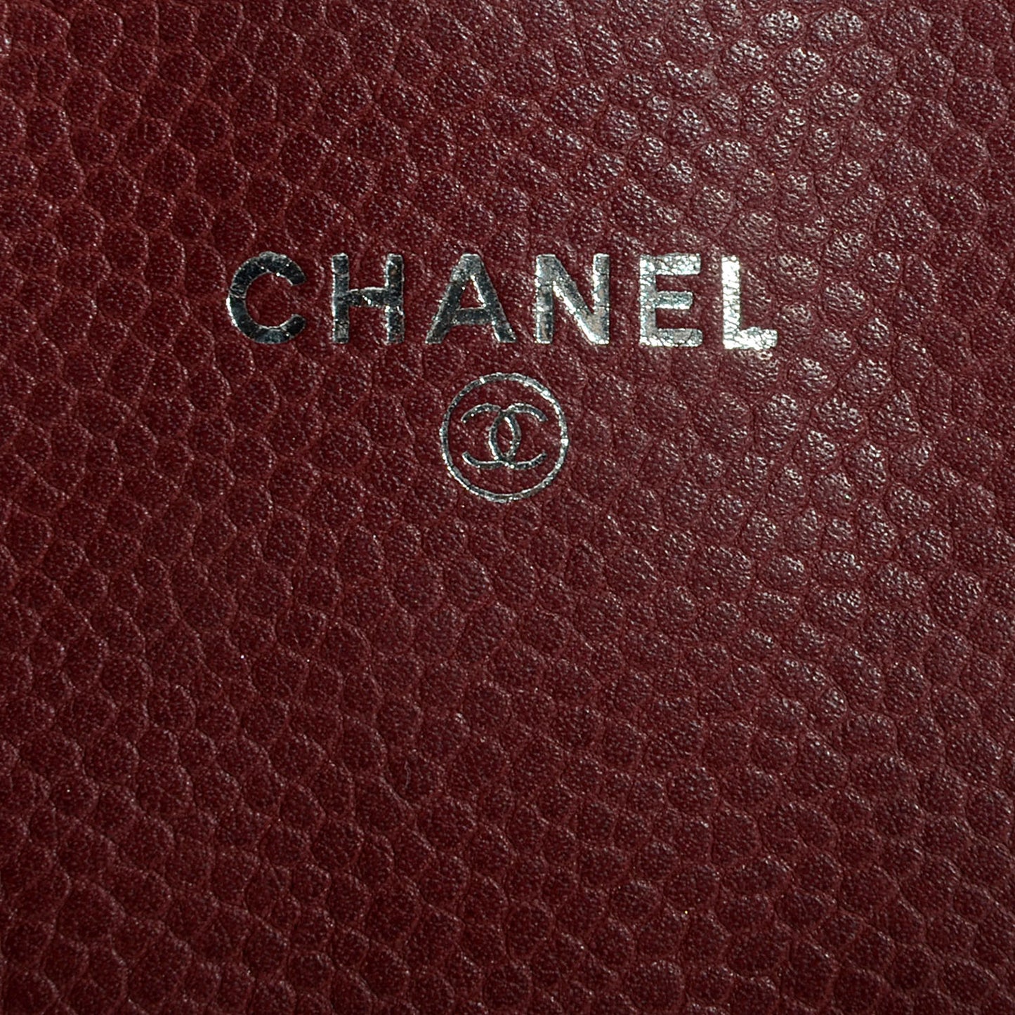 Caviar Half Moon Wallet On Chain WOC Bordeaux