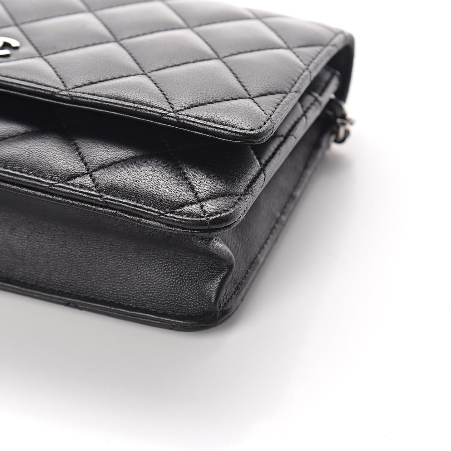 Lambskin Quilted Wallet On Chain WOC Black
