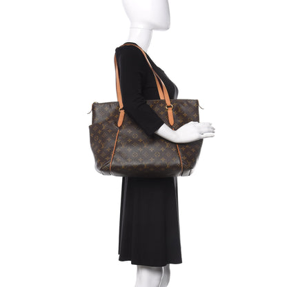 Louis Vuitton Monogram Totally MM 2 of 19