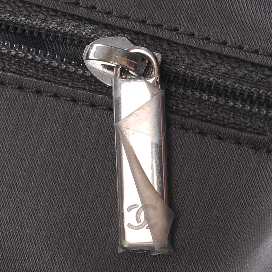 Chanel Lambskin Drawstring Tweedy Tote Light Grey 7 of 10