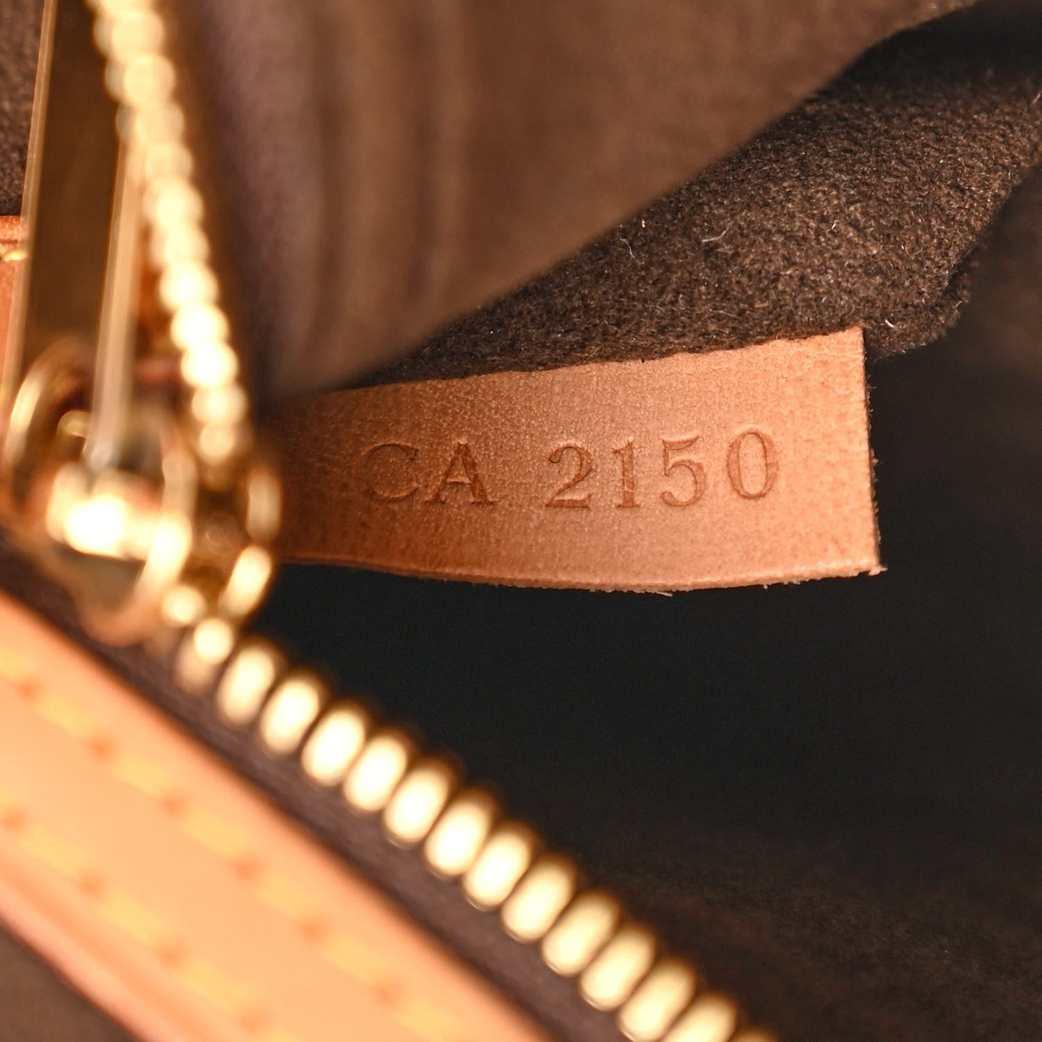 Louis Vuitton Monogram Wilshire PM 7 of 12