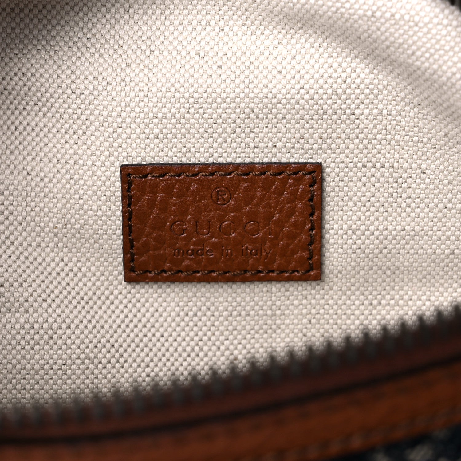 Gucci New Denim GG Monogram Dollar Calfskin Web Retro Interlocking G Belt Bag Blue Tea Cuir Epilog 6 of 10