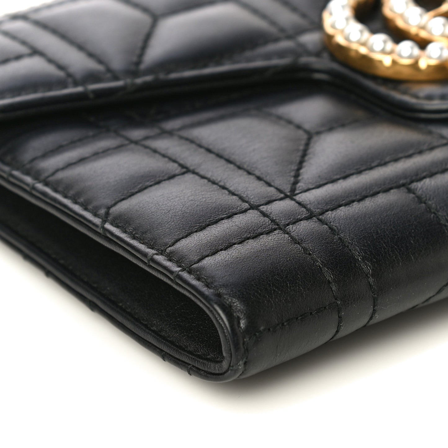 Calfskin Matelasse Mini Pearly GG Marmont Chain Wallet Black