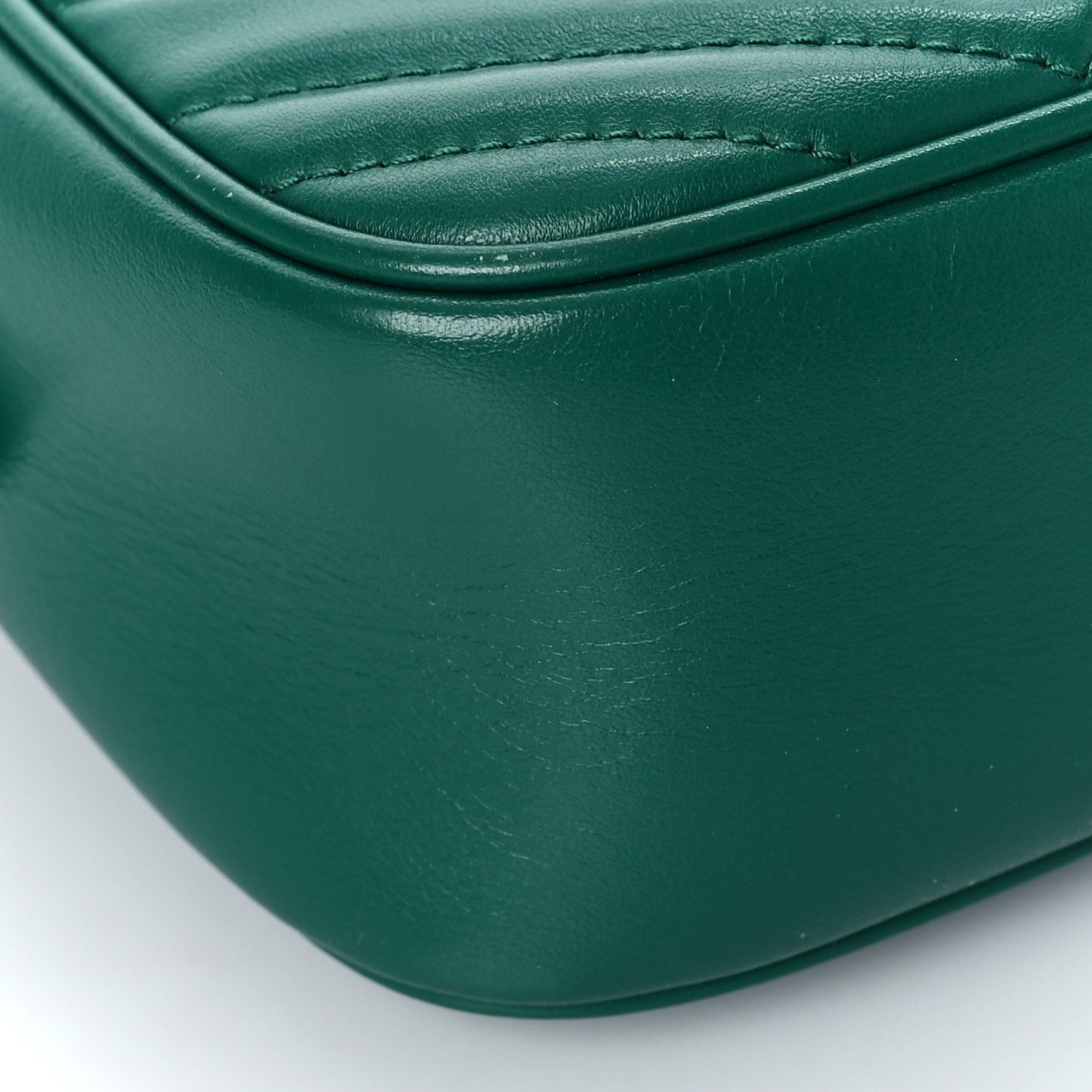 Calfskin Matelasse Small GG Marmont Chain Shoulder Bag Emerald Green