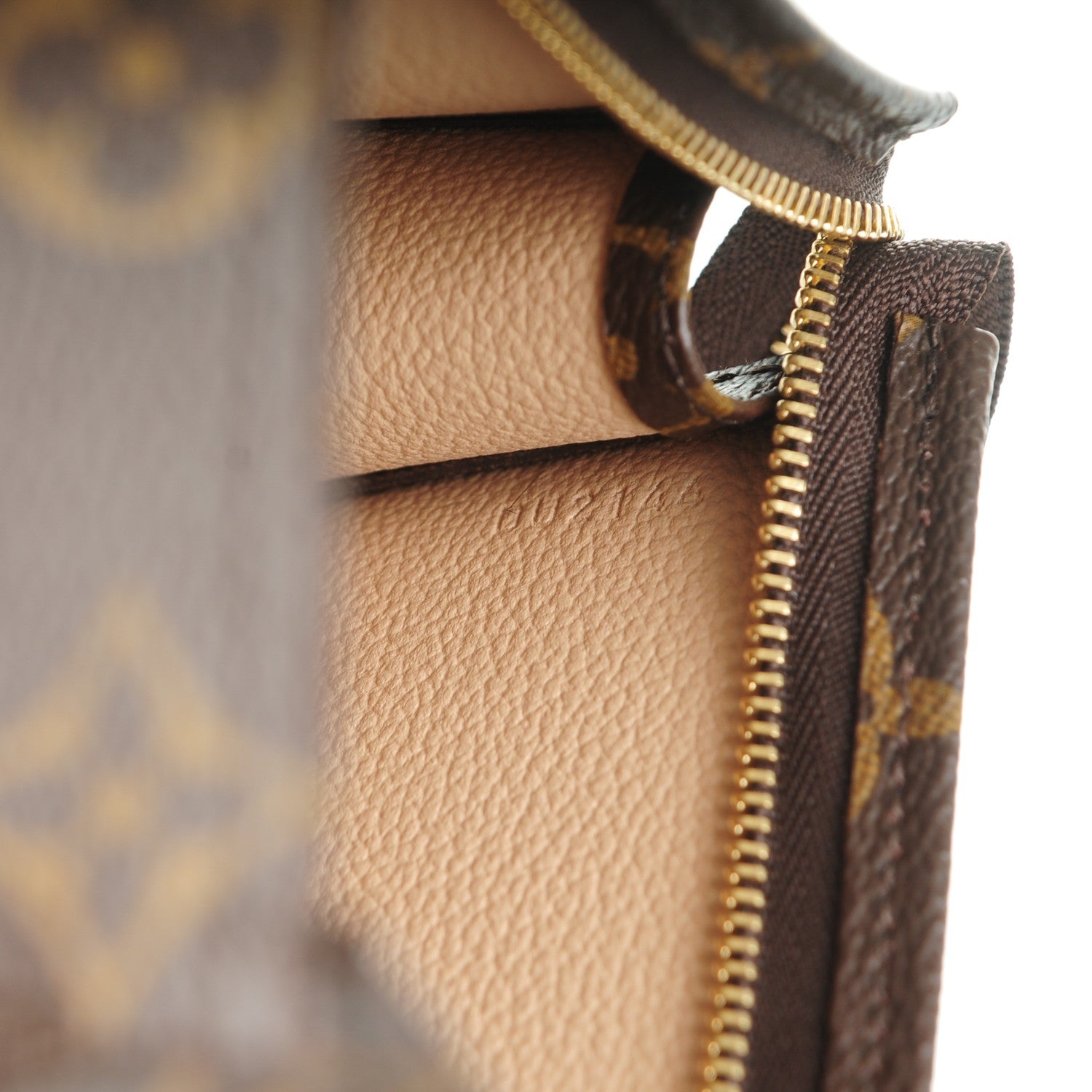 Louis Vuitton Monogram Toiletry Pouch 19 7 of 7