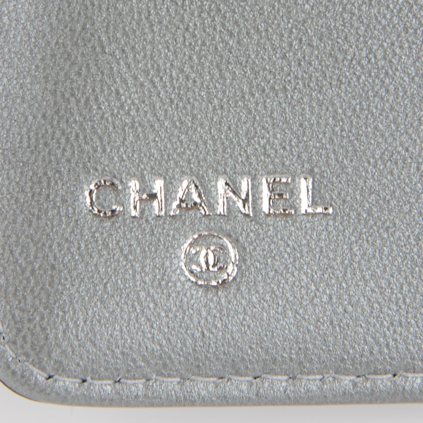 Lambskin Camellia Embossed Yen Wallet Black