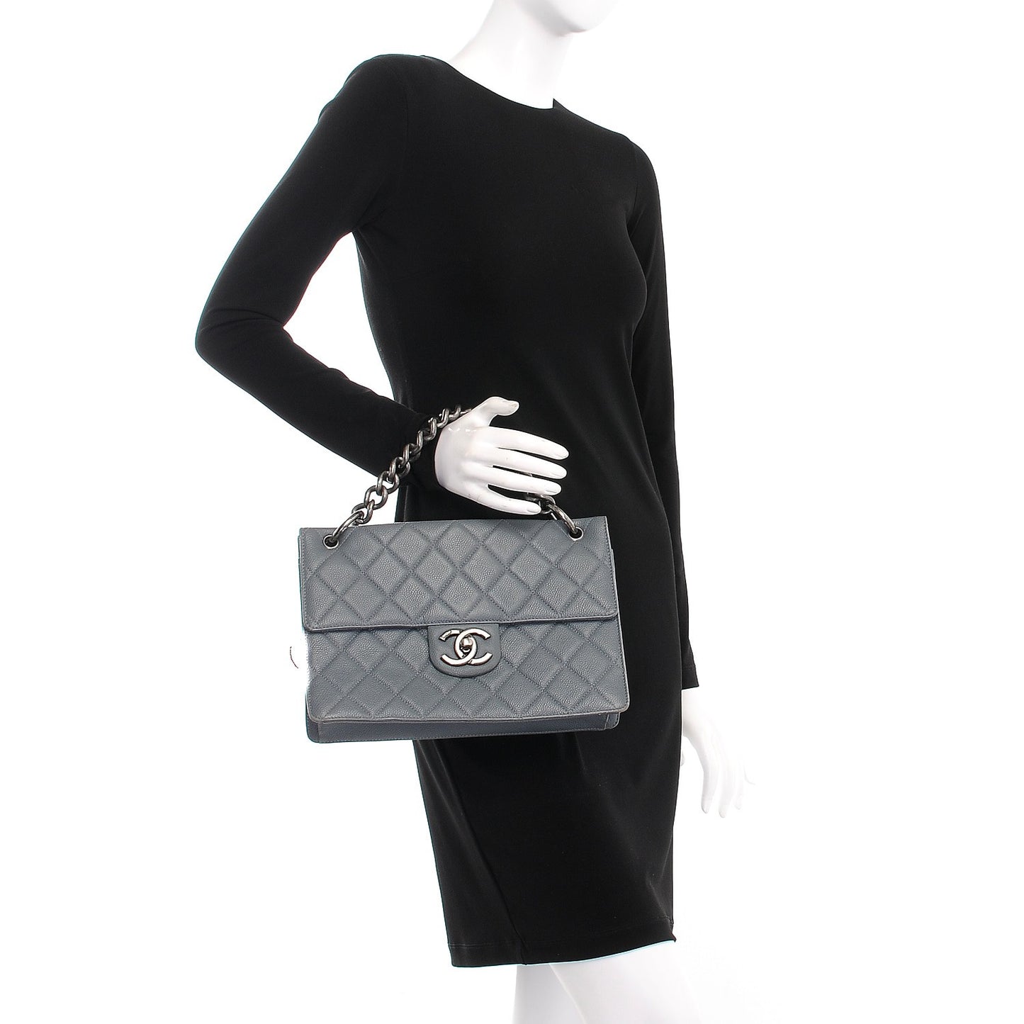 Caviar Quilted Large Retro Class Flap Grey