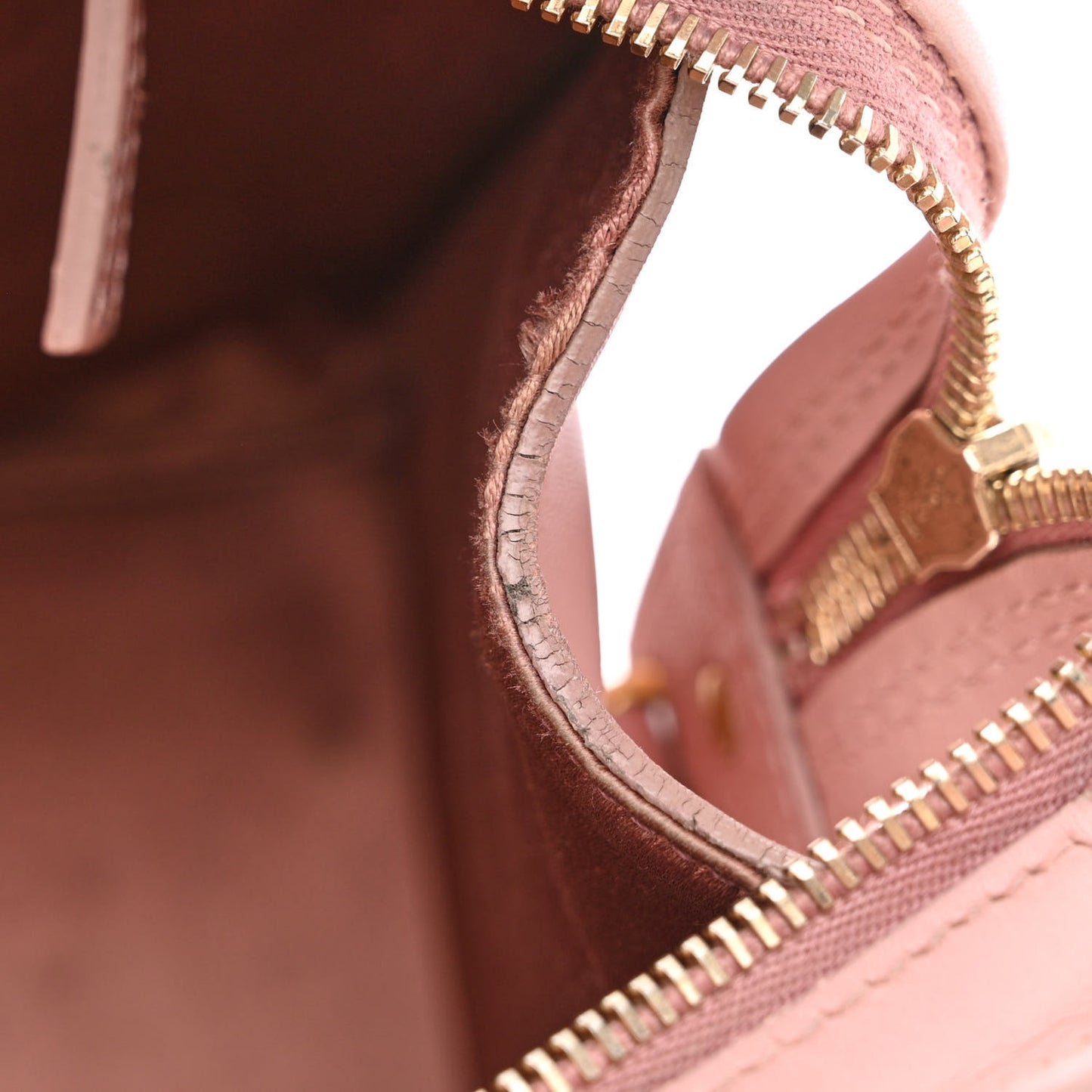 Textured Calfskin Small Cabas ChYc Light Pink