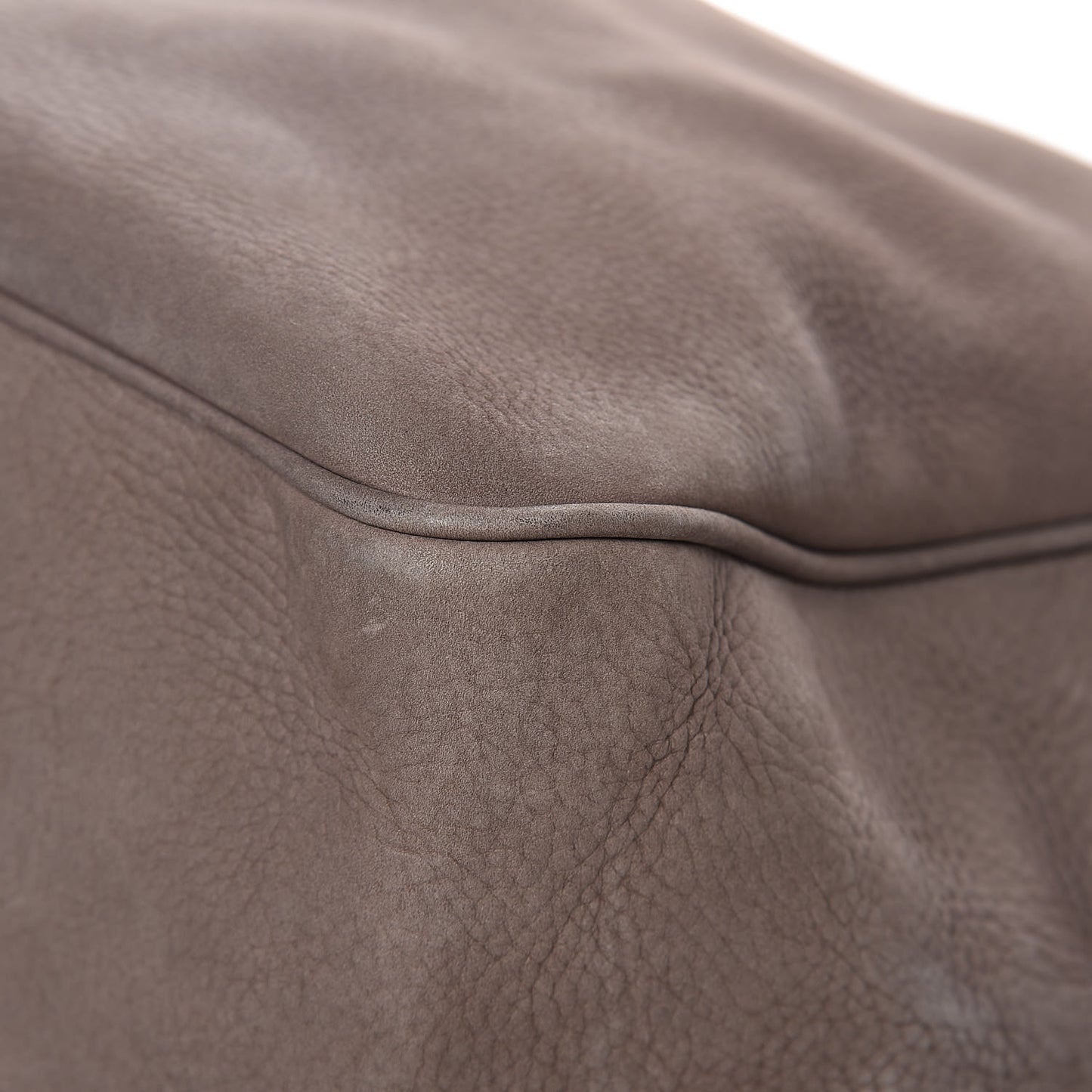 Vitello Range Medium Soho Bowler Grey Field