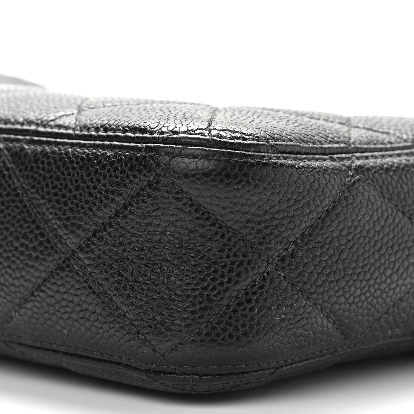 Caviar Quilted CC Camera Shoulder Bag Black