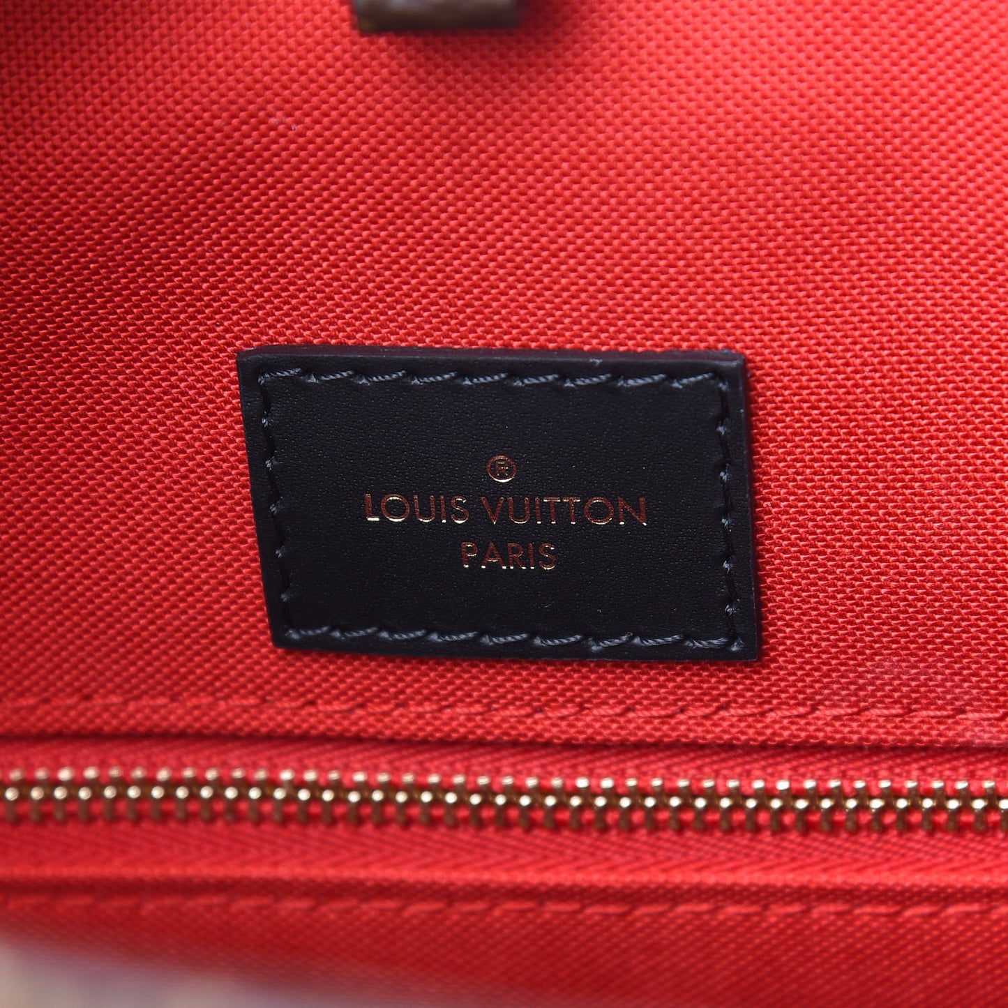 Reverse Monogram Giant Onthego MM