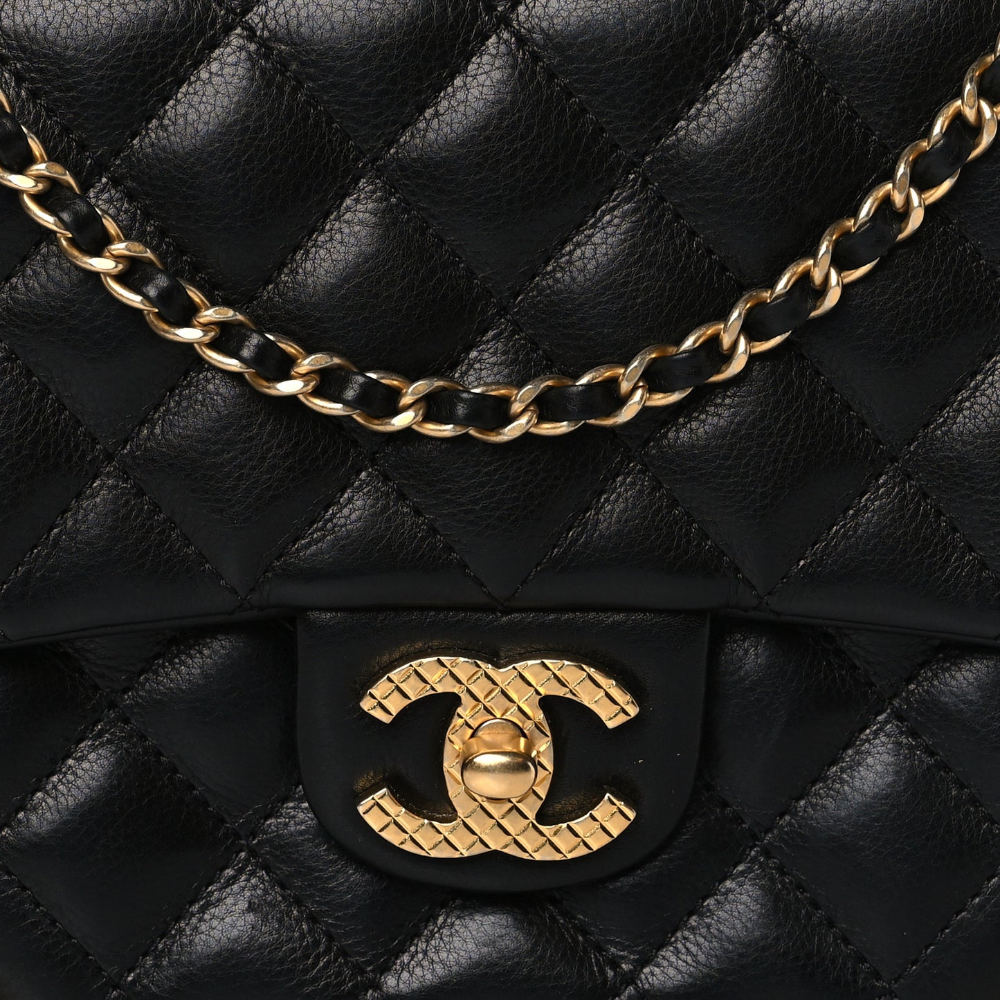 Calfskin Quilted Rock The Corner Flap Black