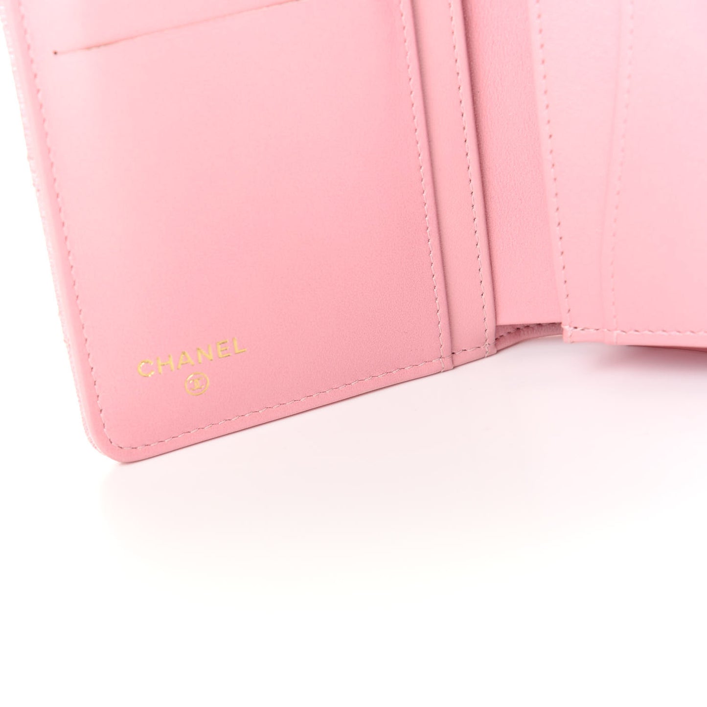 Iridescent Caviar Quilted Yen Wallet Rose Pink