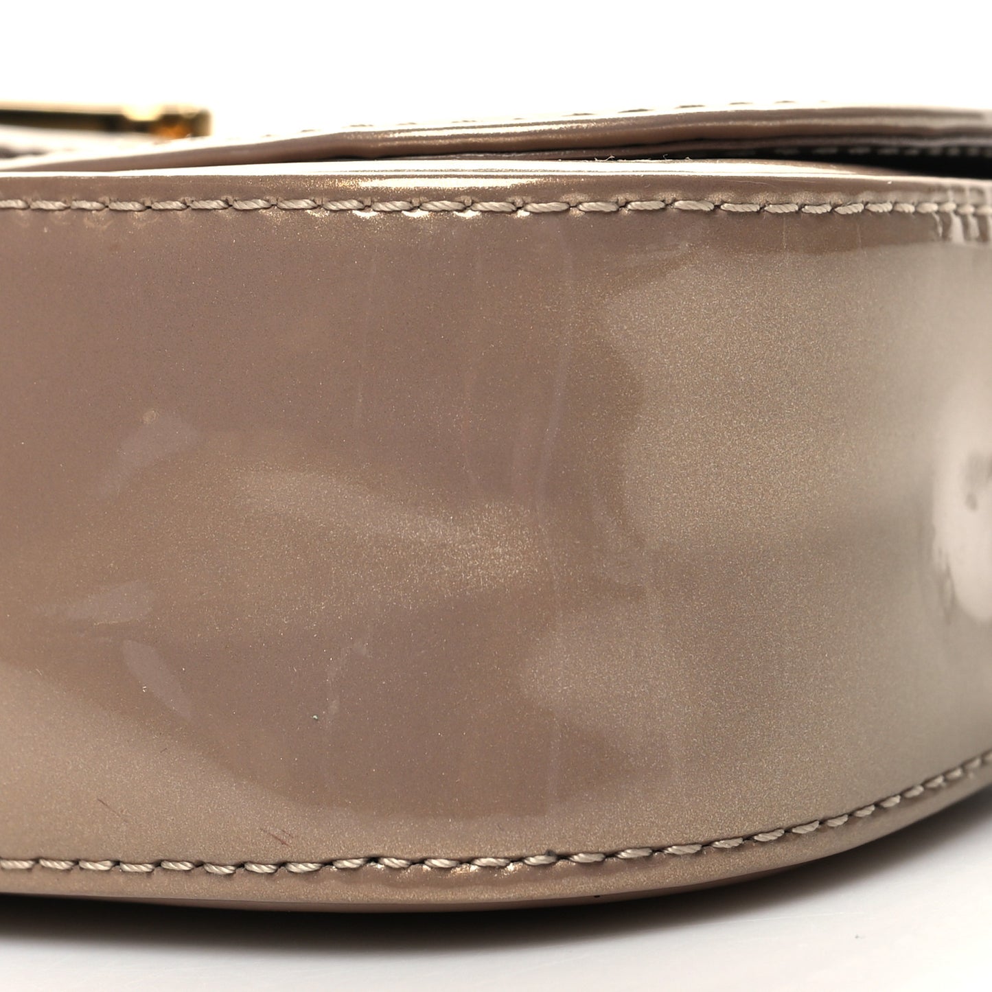 Patent Sobe Clutch Beige Poudre