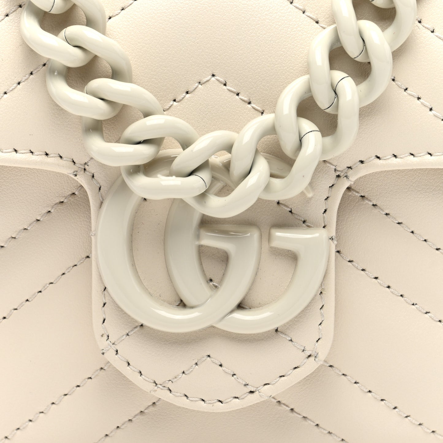 Calfskin Matelasse Monochrome GG Marmont Chain Mini Belt Bag Mystic White