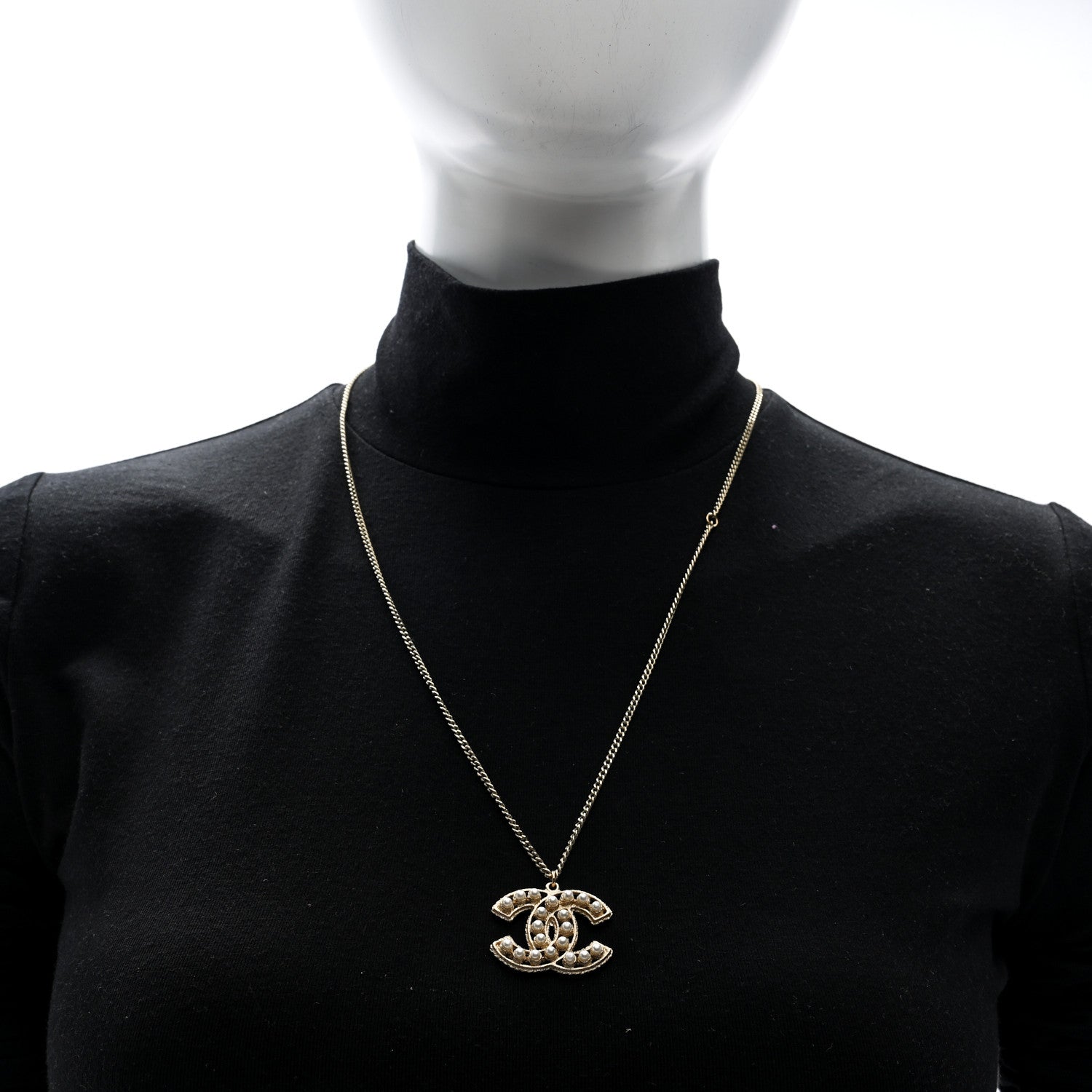 Chanel Pearl CC Pendant Necklace Gold 2 of 4
