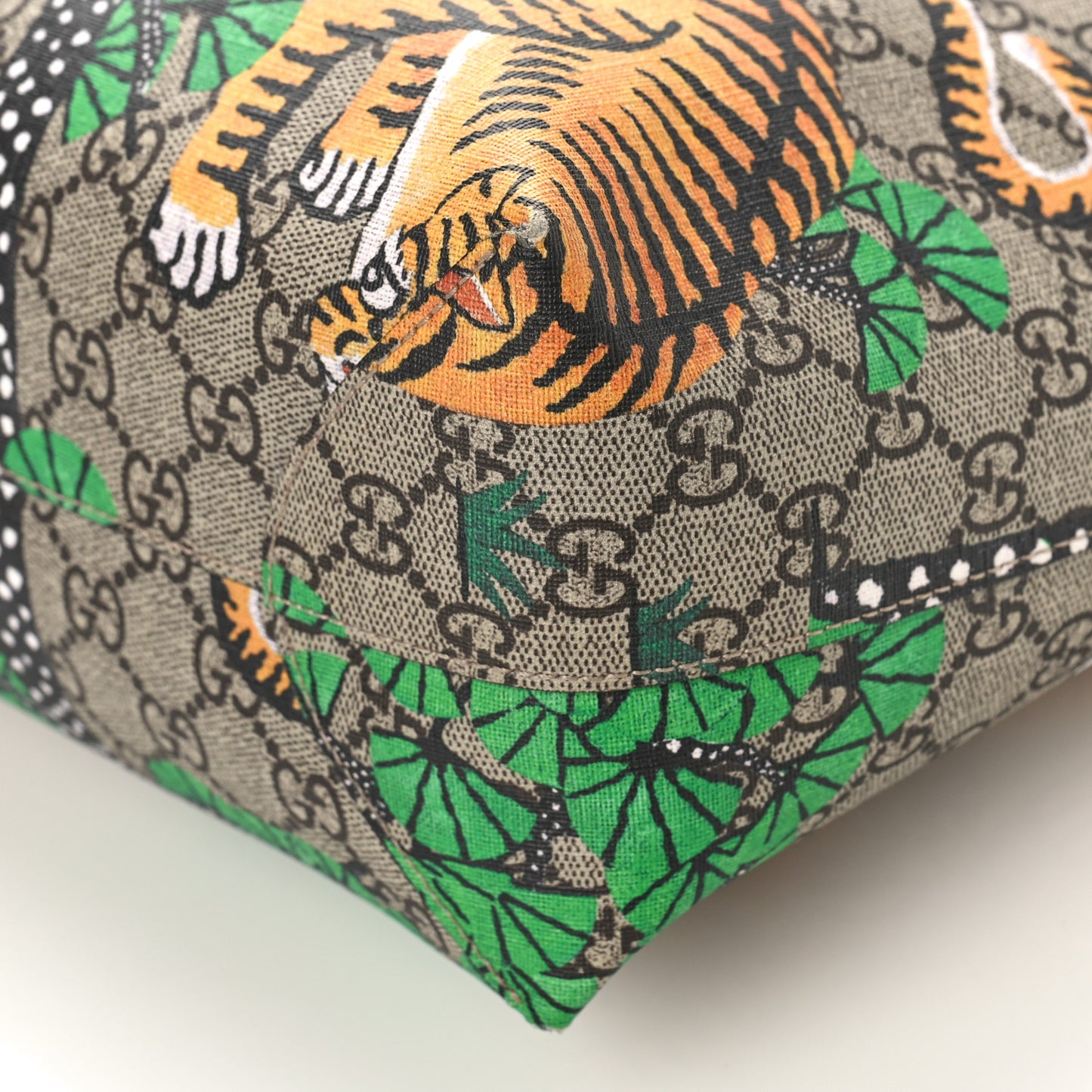 GG Supreme Monogram Bengal Medium Shopping Tote Beige Yard