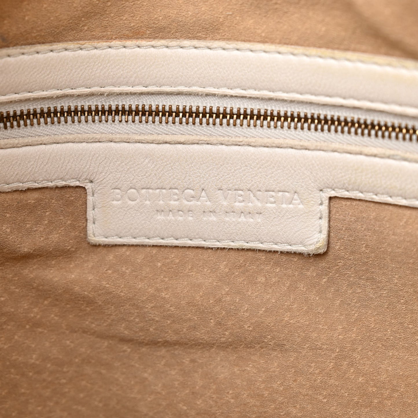 Nappa Intrecciato Medium Veneta Chain Hobo White