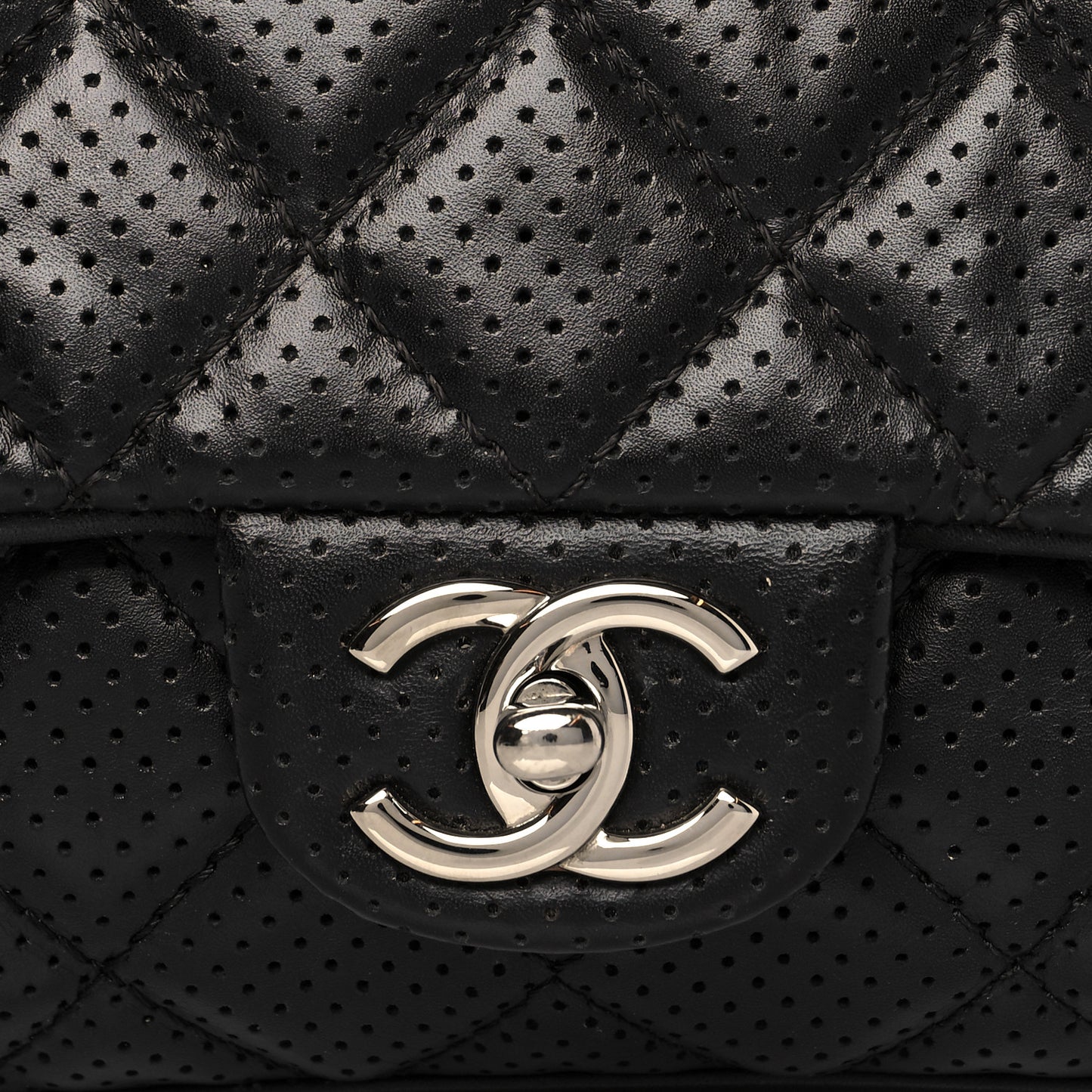 Lambskin Perforated Medium Punch Flap Black