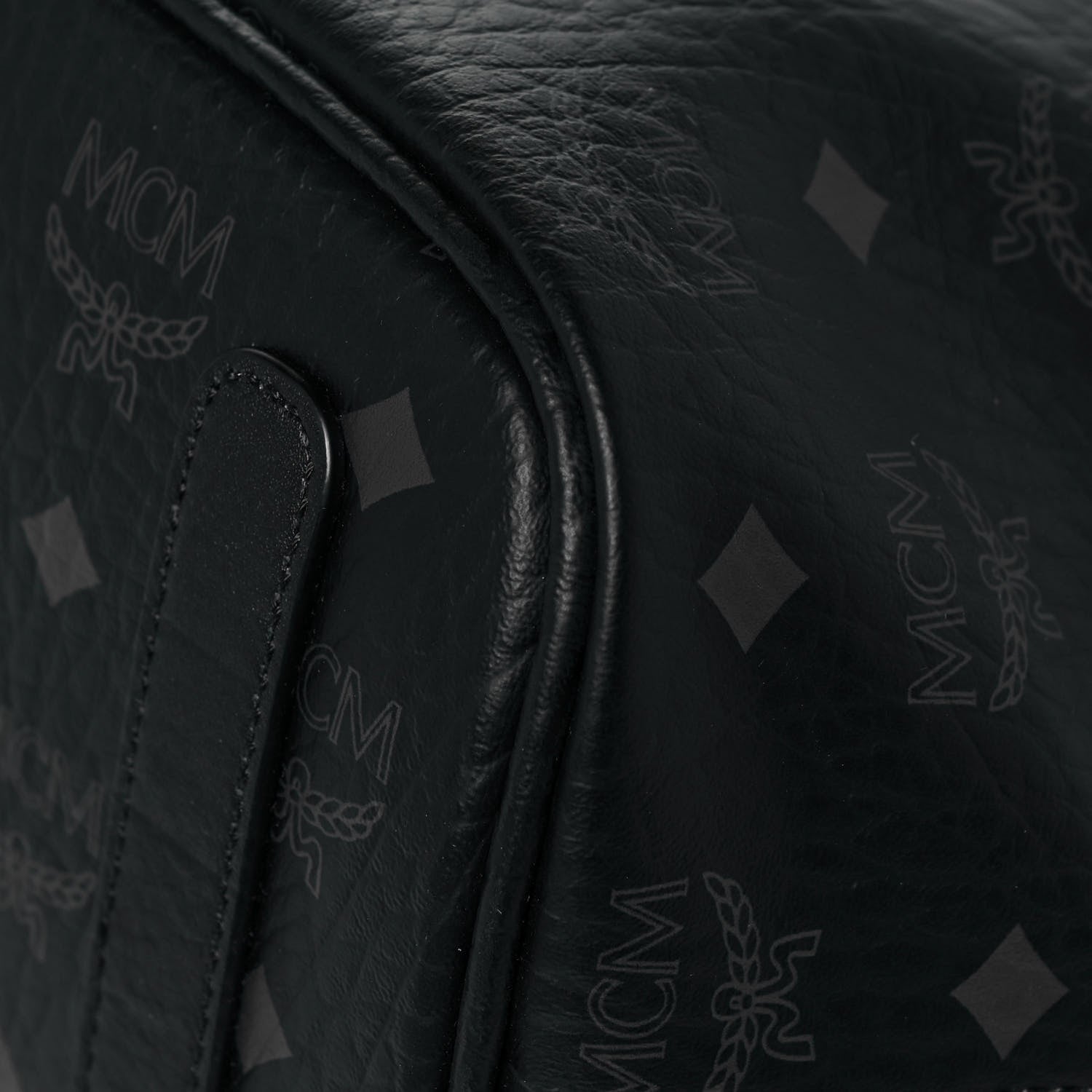 MCM Visetos Medium Liz Reversible Shopper Tote Black 11 of 18